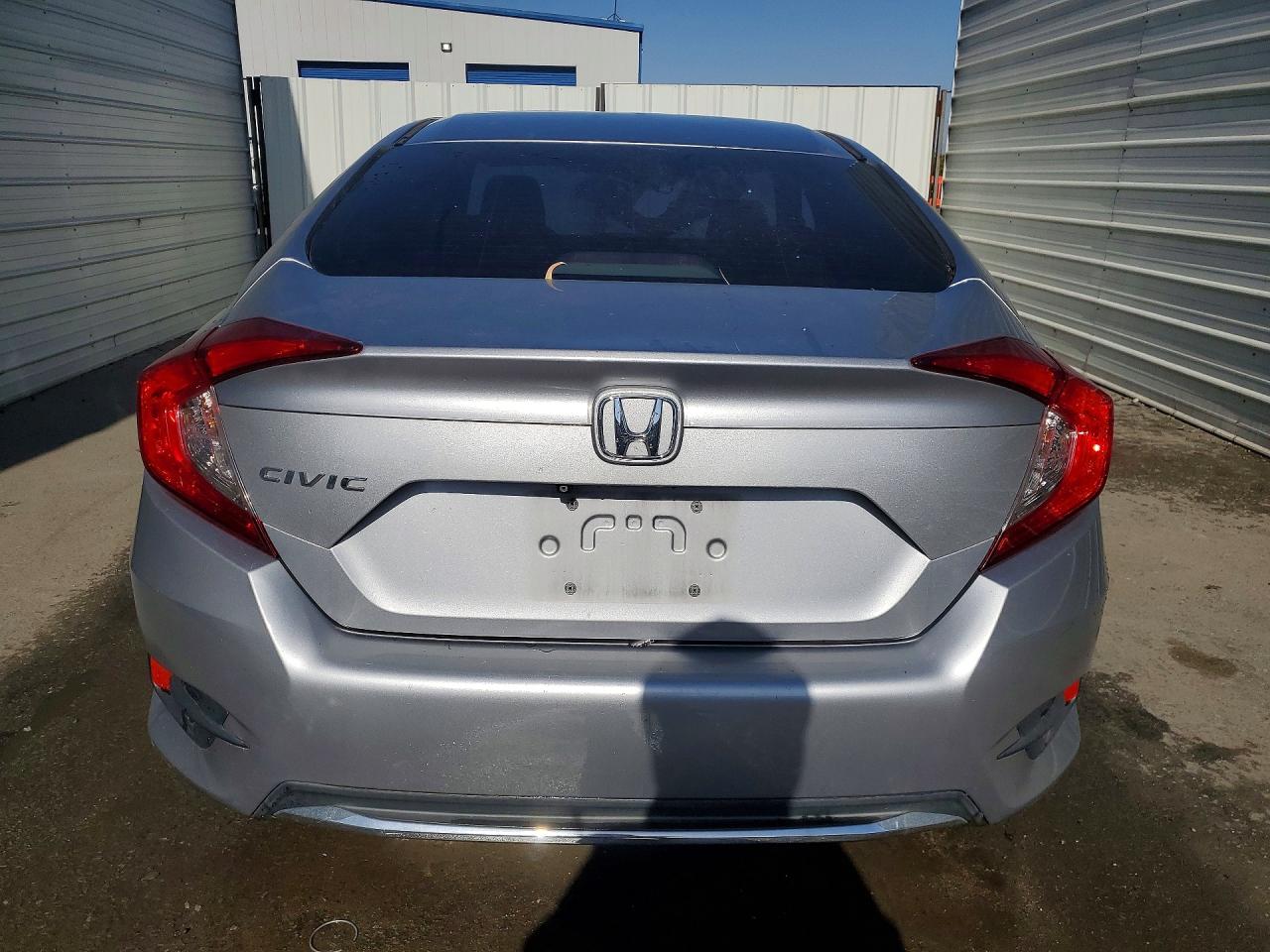 2019 Honda Civic Lx Silver vin: 2HGFC2F61KH540367