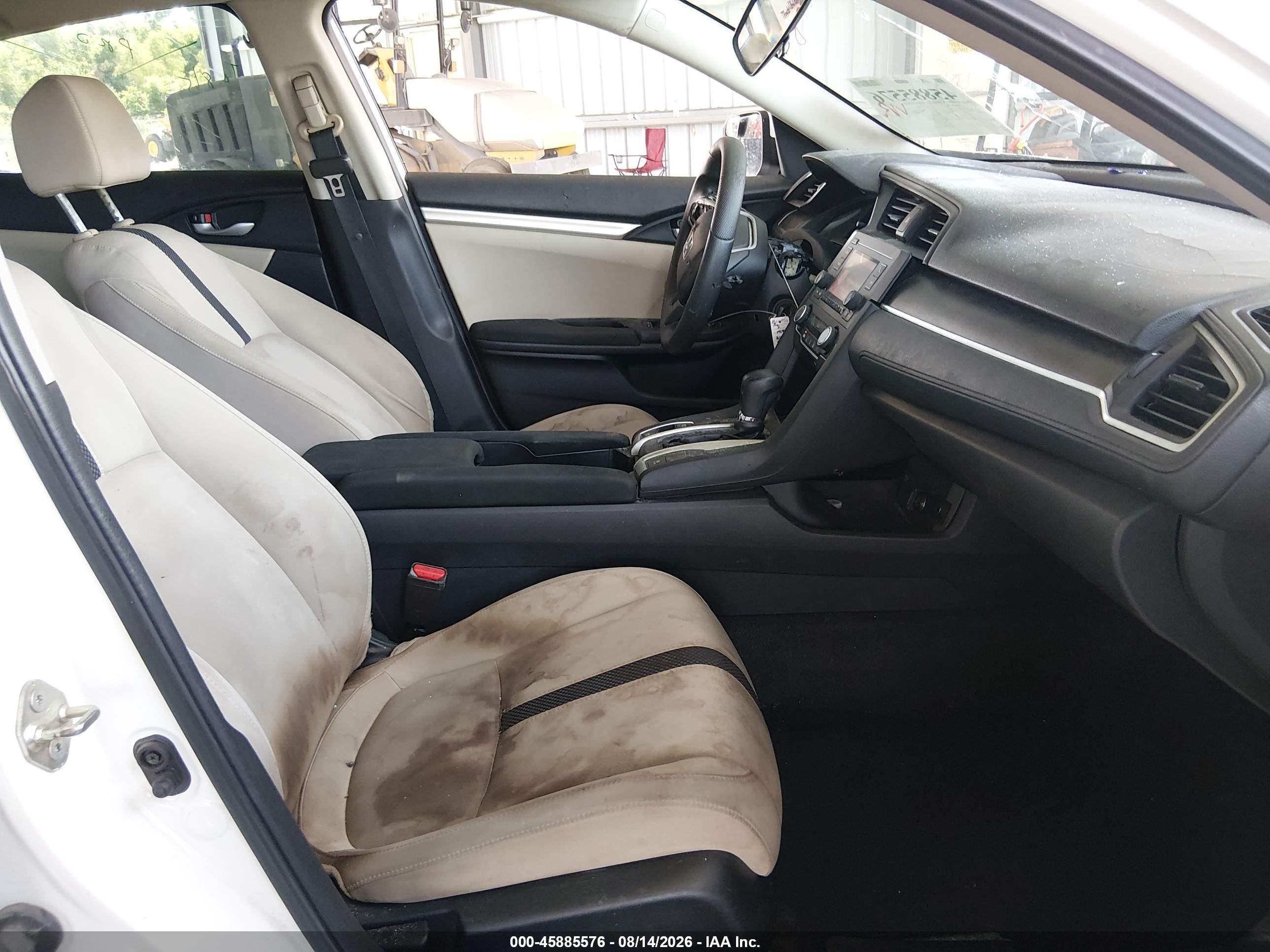 2019 Honda Civic Lx White vin: 2HGFC2F61KH583445