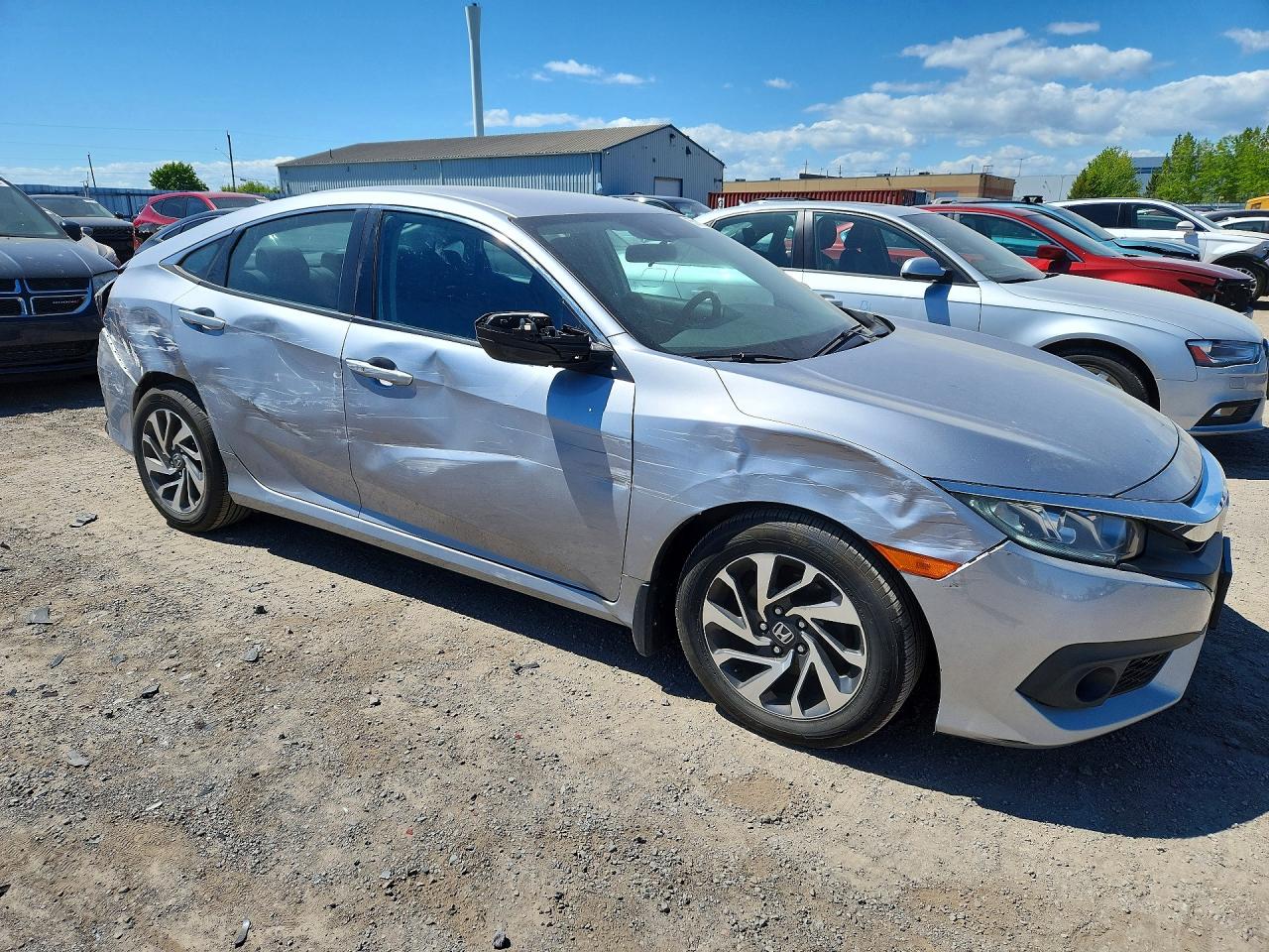 2018 Honda Civic Lx Silver vin: 2HGFC2F62JH014490