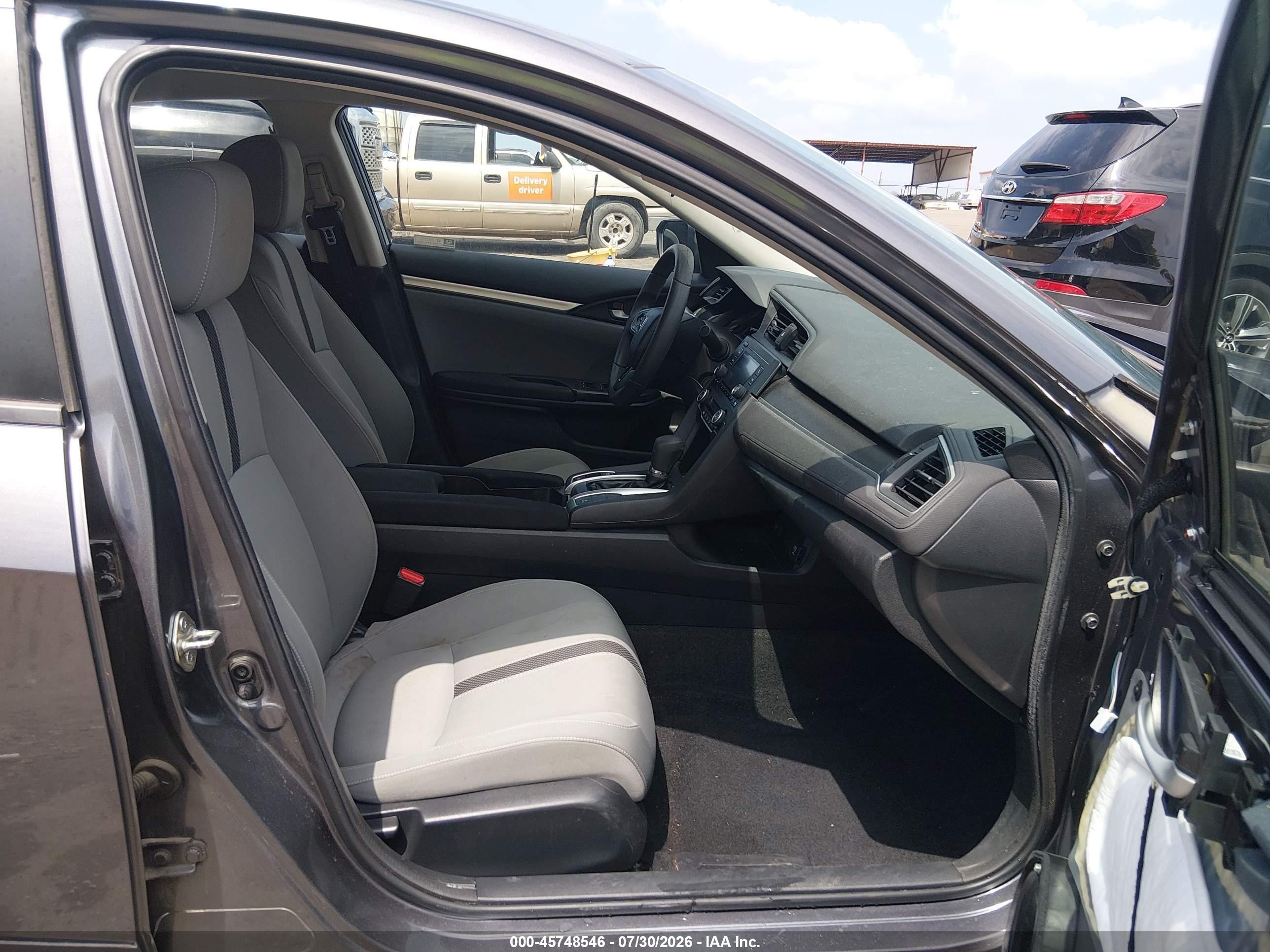 2019 Honda Civic Lx Gray vin: 2HGFC2F63KH516376