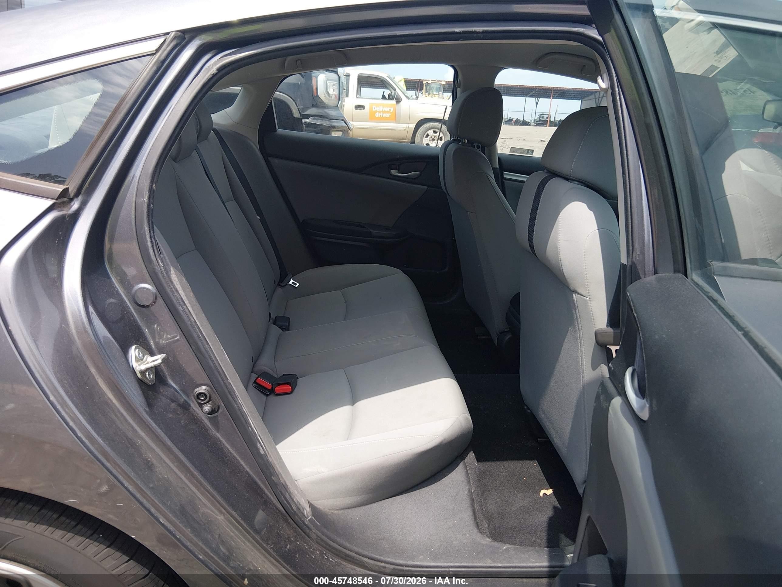 2019 Honda Civic Lx Gray vin: 2HGFC2F63KH516376