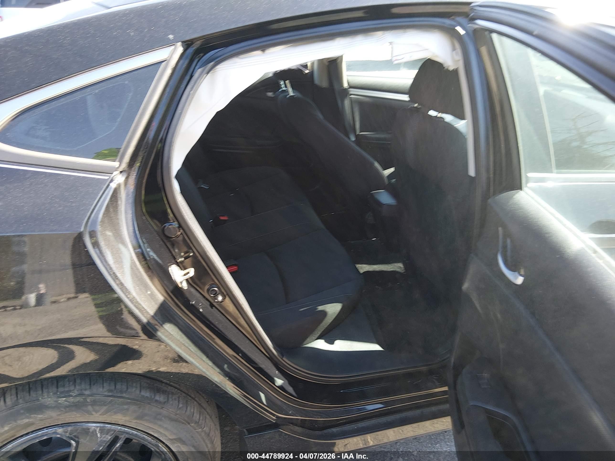 2019 Honda Civic Lx Black vin: 2HGFC2F63KH544338