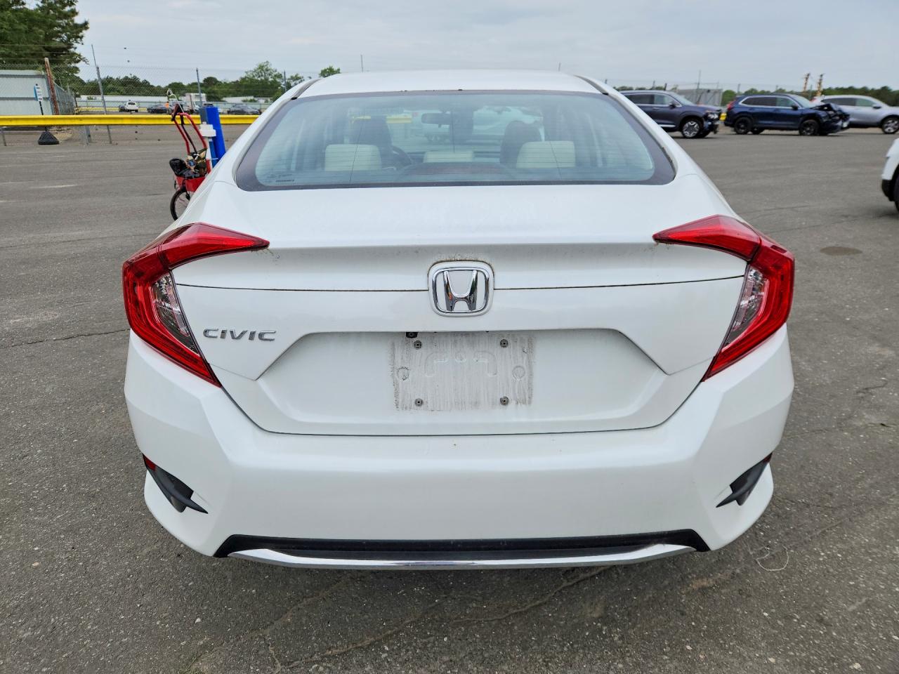 2020 Honda Civic Lx White vin: 2HGFC2F63LH517481