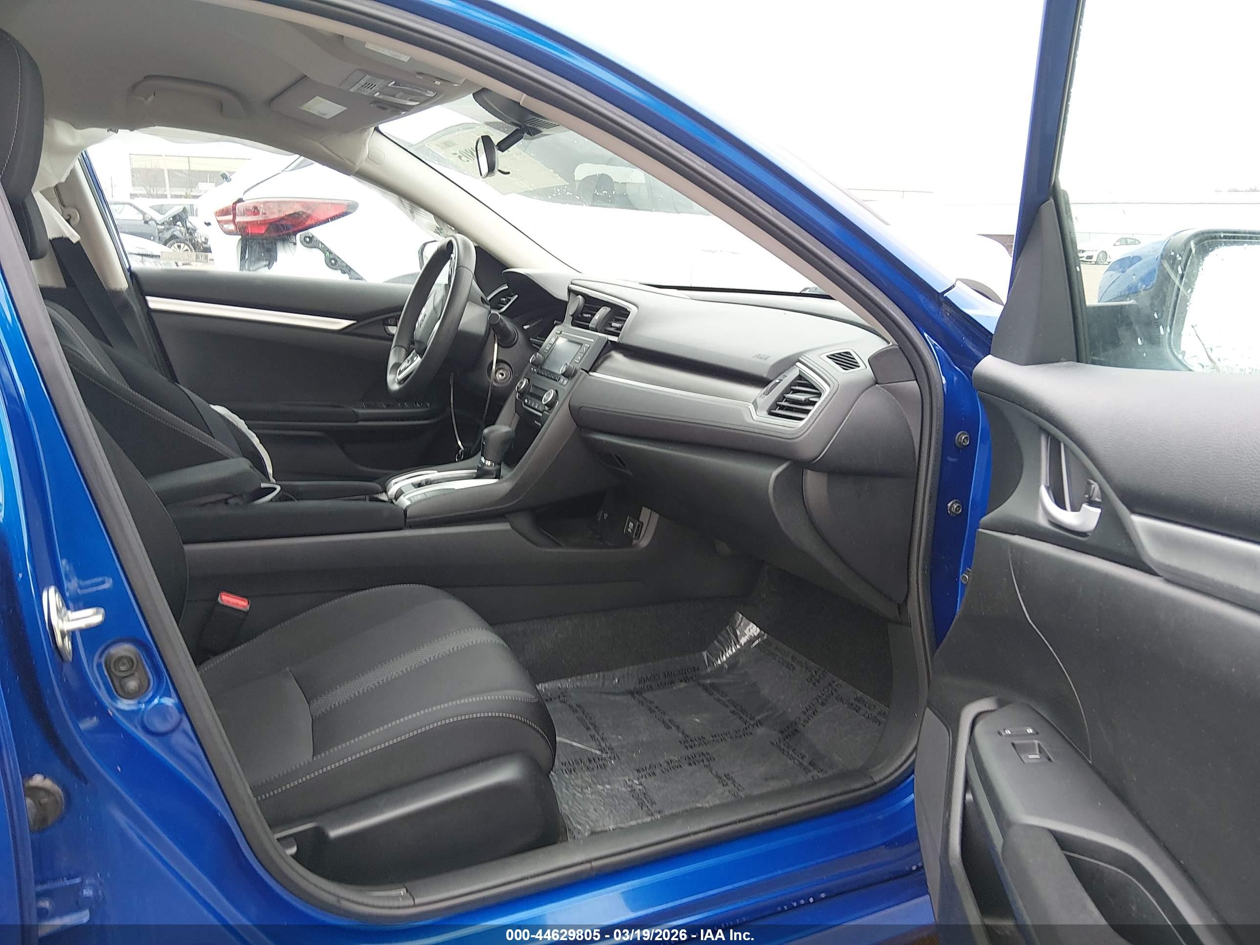 2019 Honda Civic Lx Blue vin: 2HGFC2F64KH532893