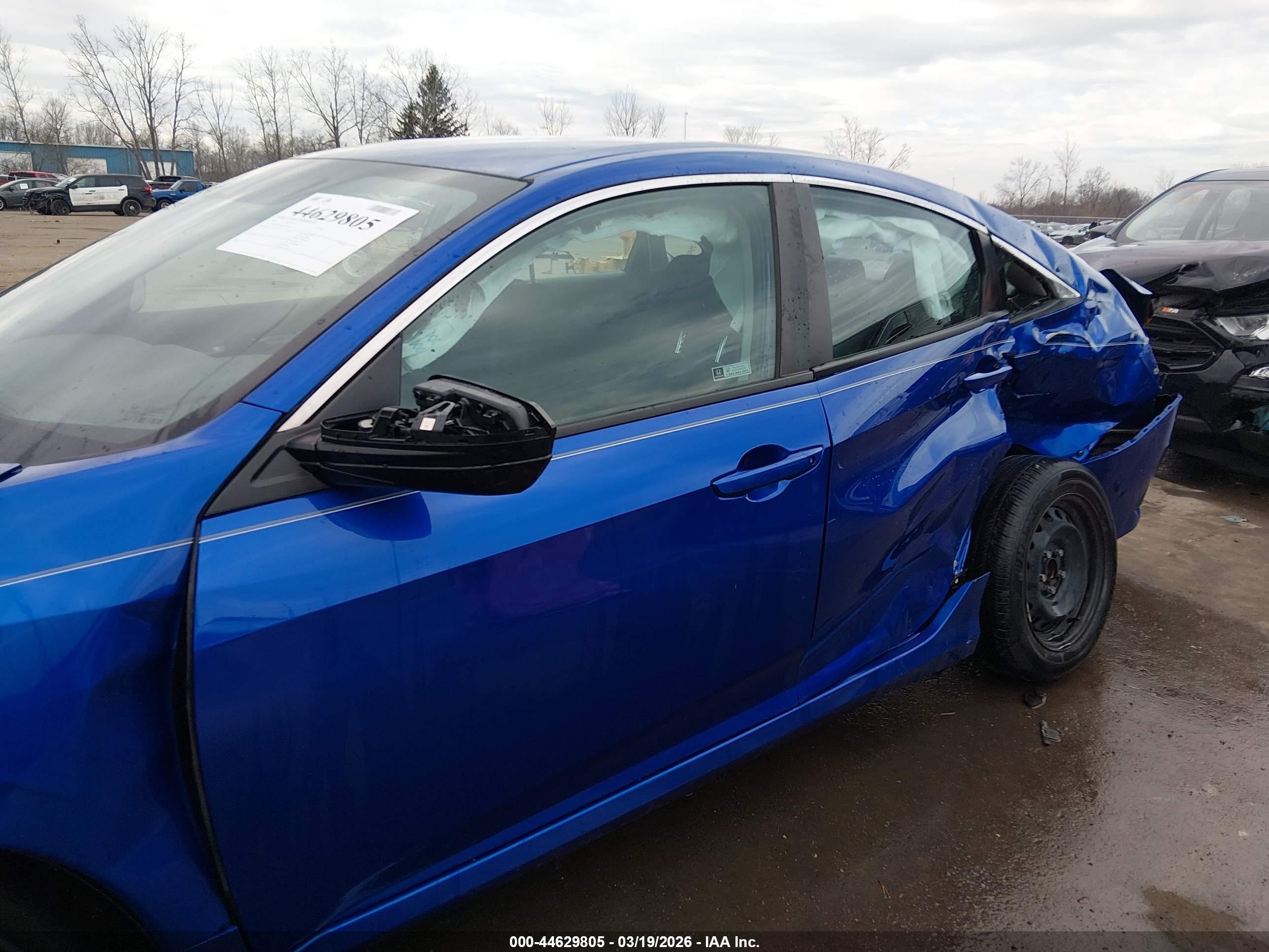 2019 Honda Civic Lx Blue vin: 2HGFC2F64KH532893