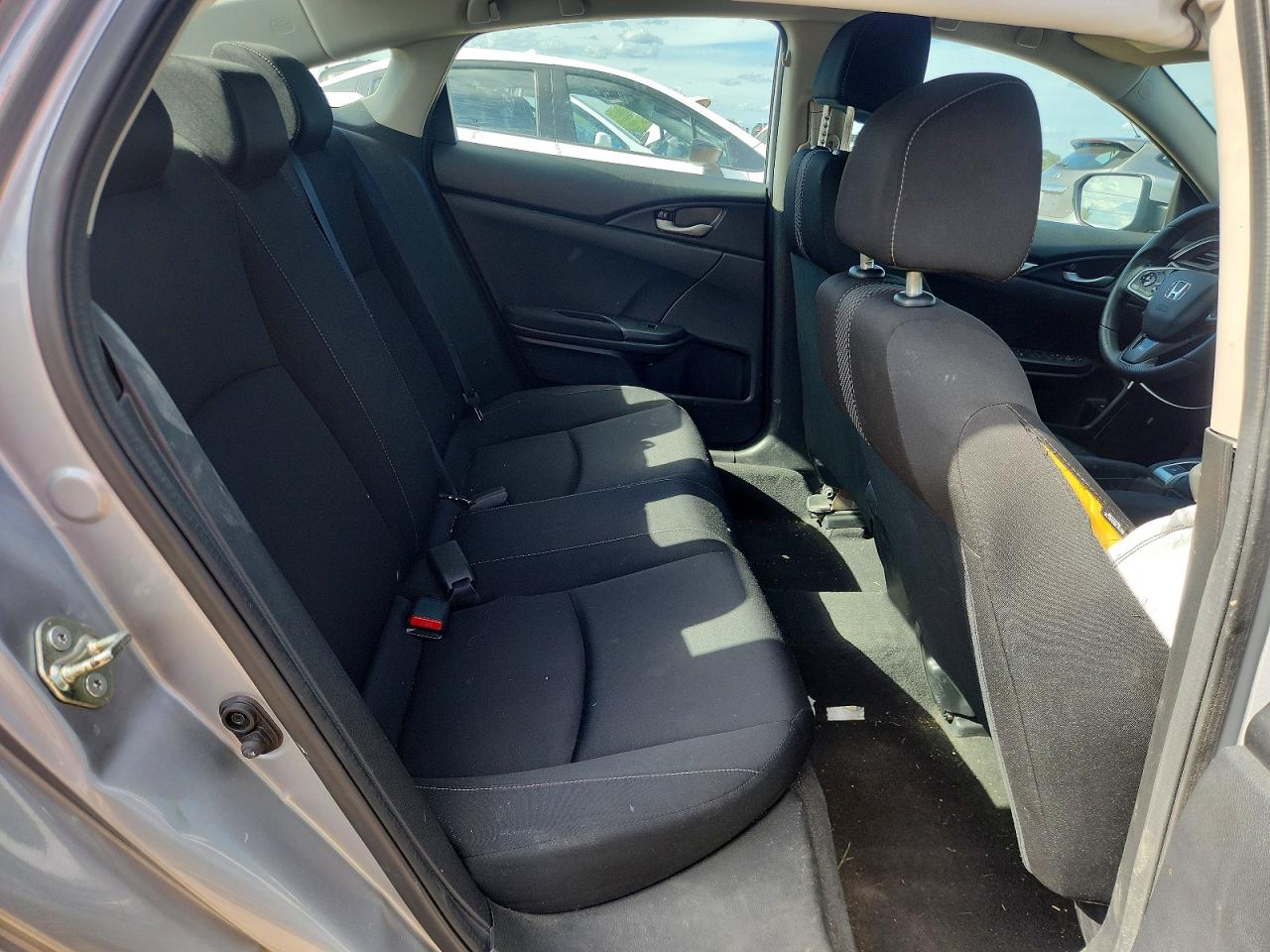 2020 Honda Civic Lx Серебряный vin: 2HGFC2F64LH516887