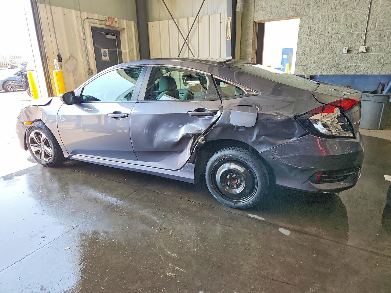 2020 Honda Civic Lx Silver vin: 2HGFC2F64LH552417