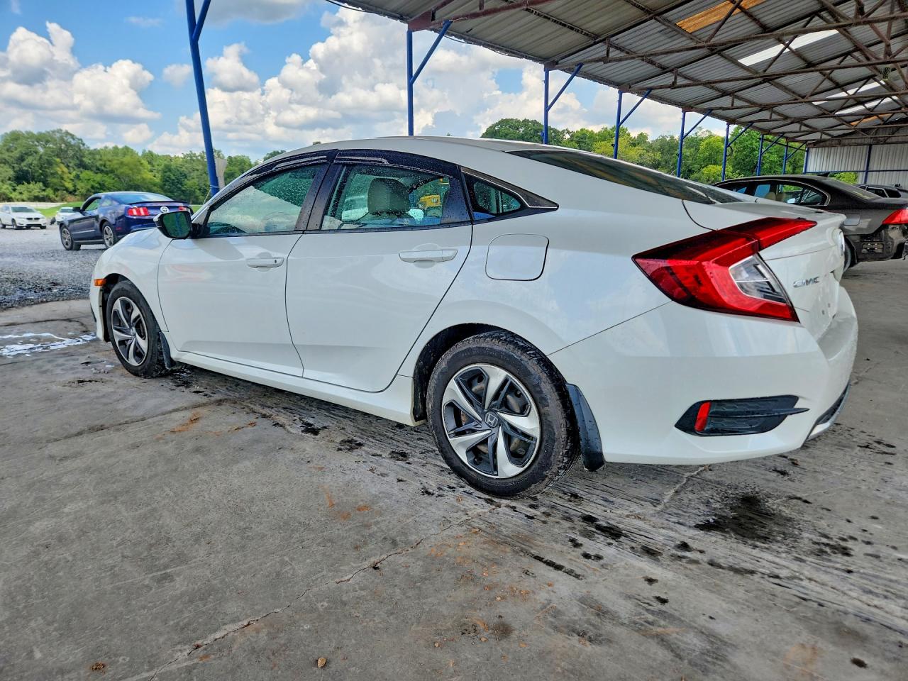 2020 Honda Civic Lx White vin: 2HGFC2F65LH507583