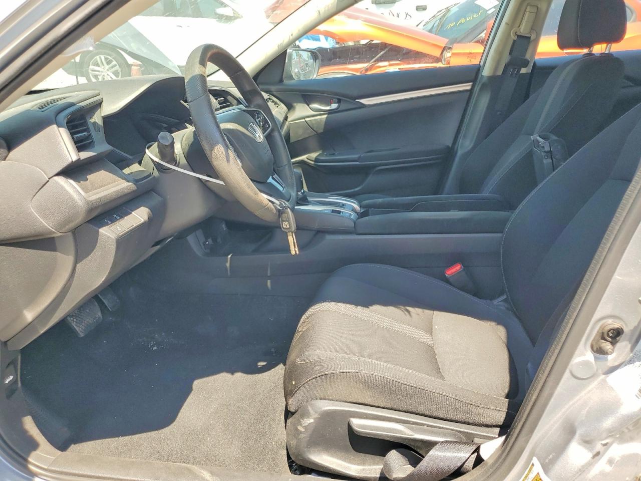2020 Honda Civic Lx Серебряный vin: 2HGFC2F65LH560154