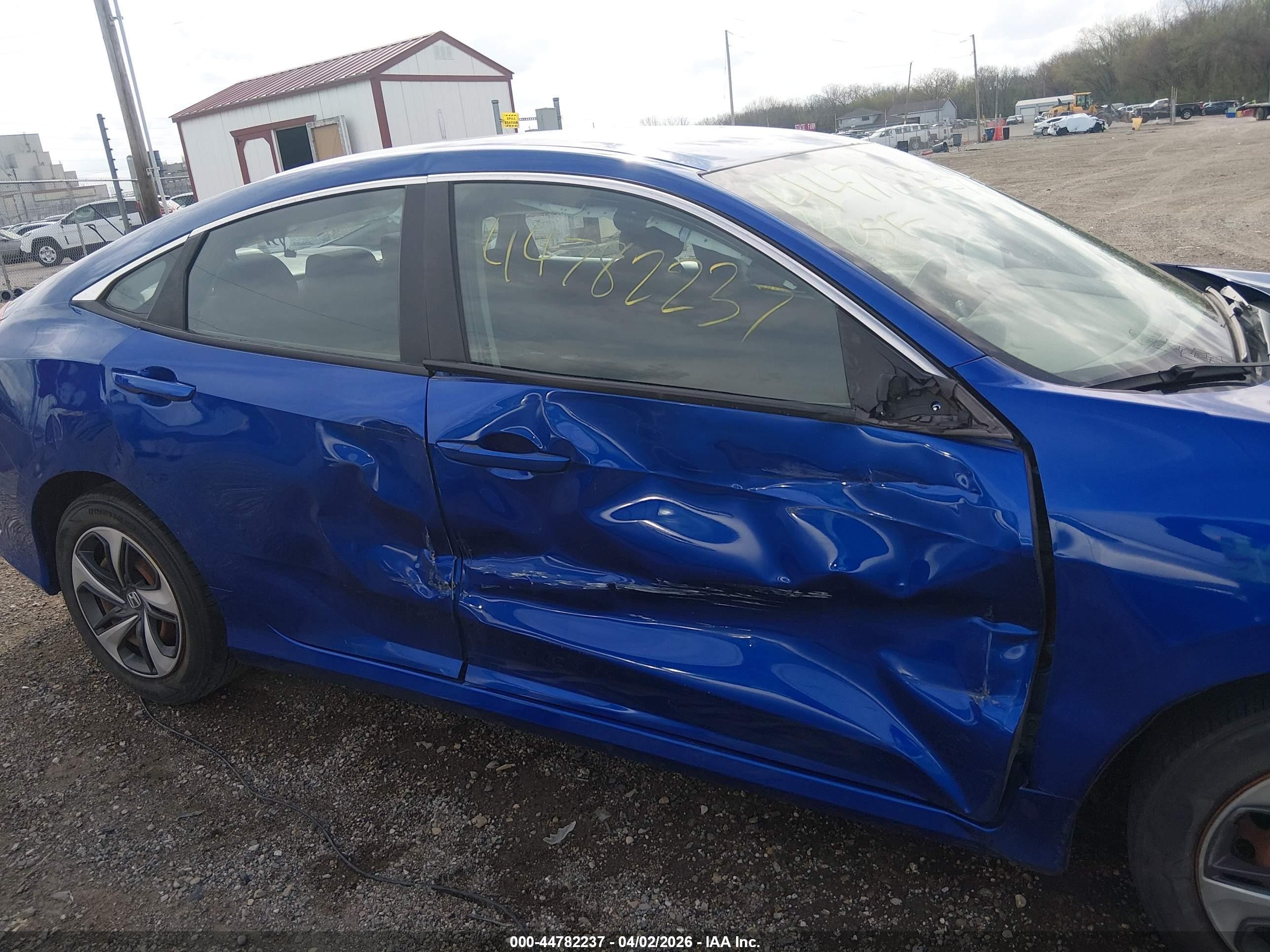 2020 Honda Civic Lx Blue vin: 2HGFC2F66LH548319