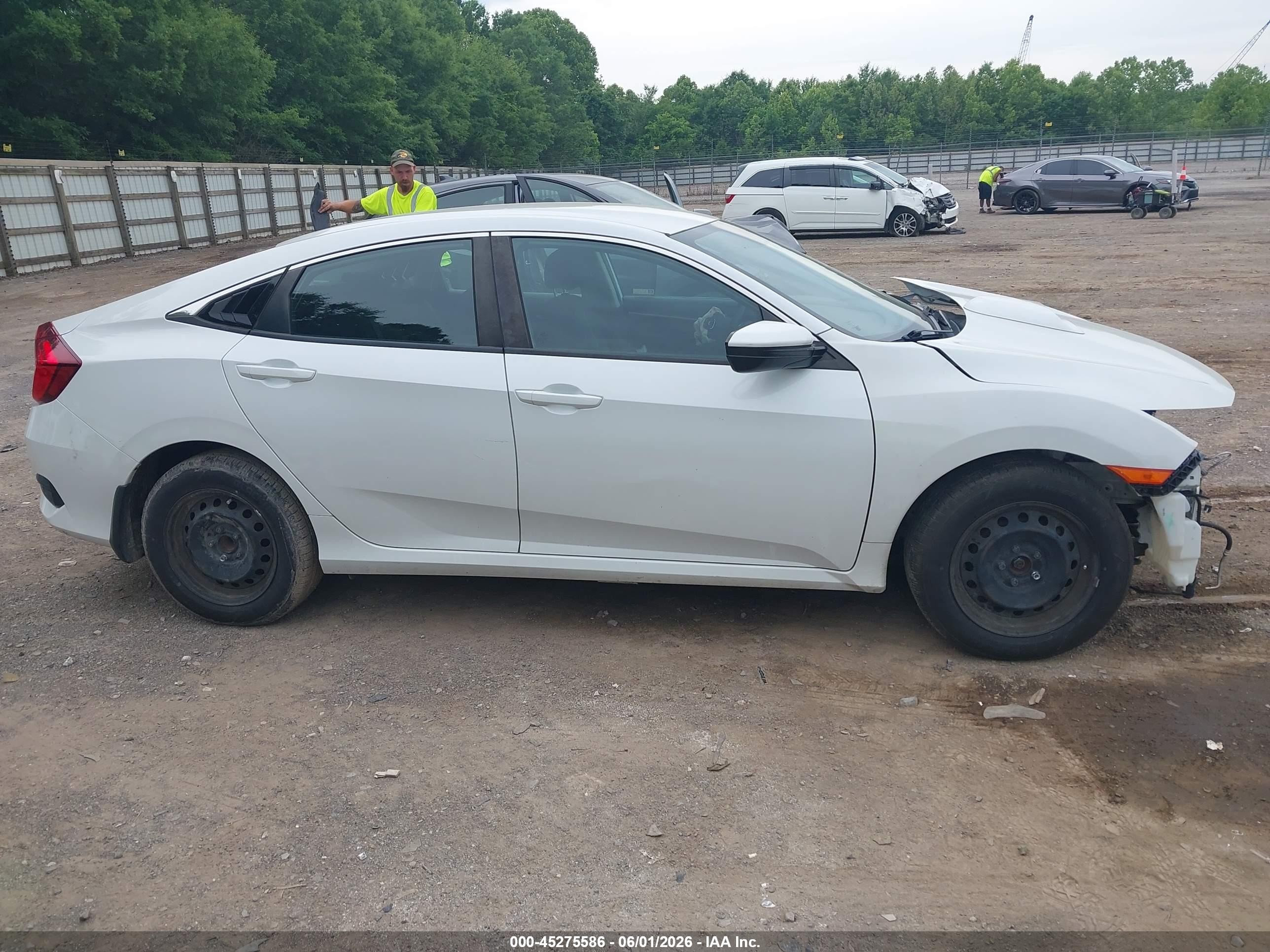 2021 Honda Civic Lx White vin: 2HGFC2F67MH543731
