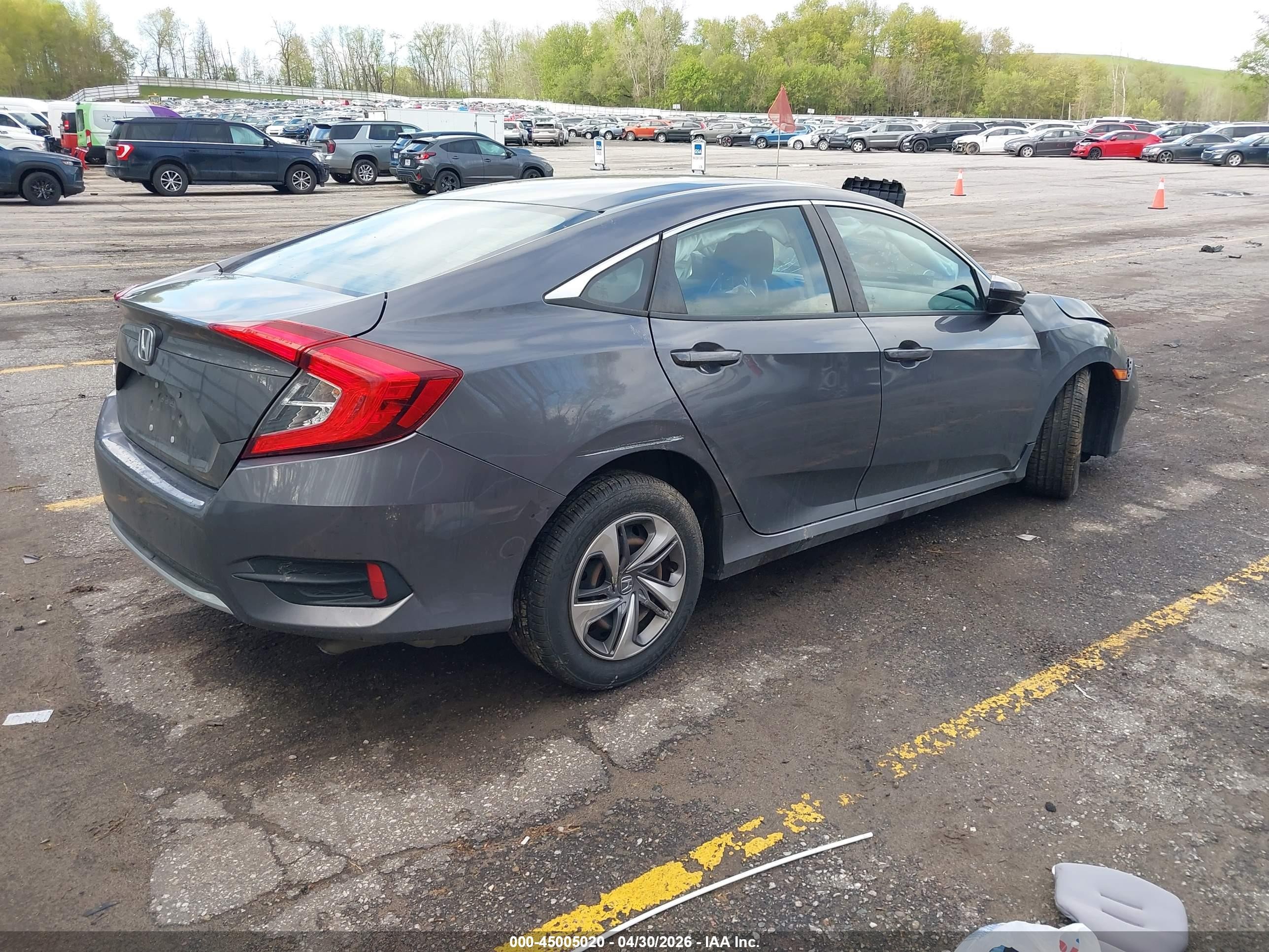2019 Honda Civic Lx Gray vin: 2HGFC2F68KH552130