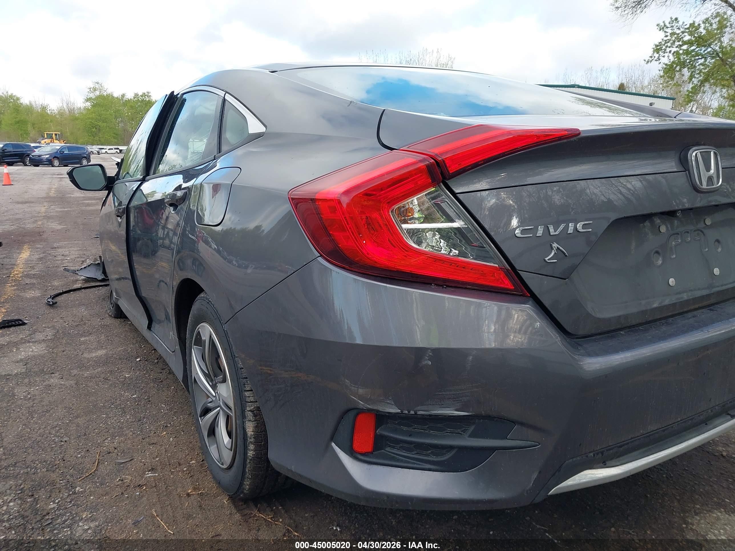2019 Honda Civic Lx Gray vin: 2HGFC2F68KH552130