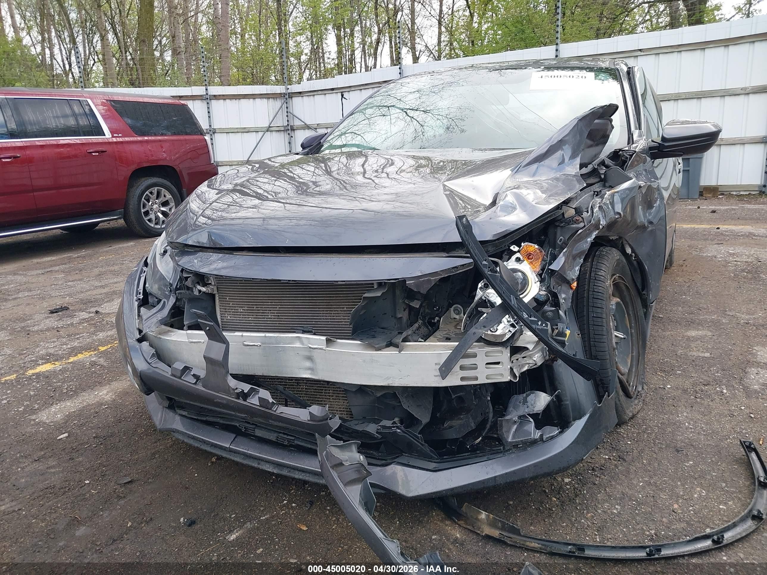 2019 Honda Civic Lx Gray vin: 2HGFC2F68KH552130