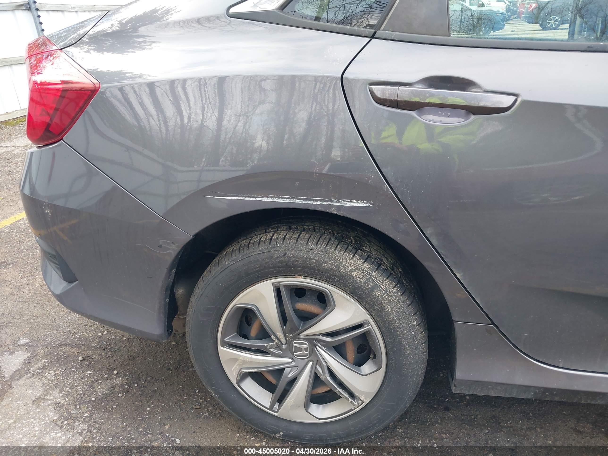 2019 Honda Civic Lx Gray vin: 2HGFC2F68KH552130
