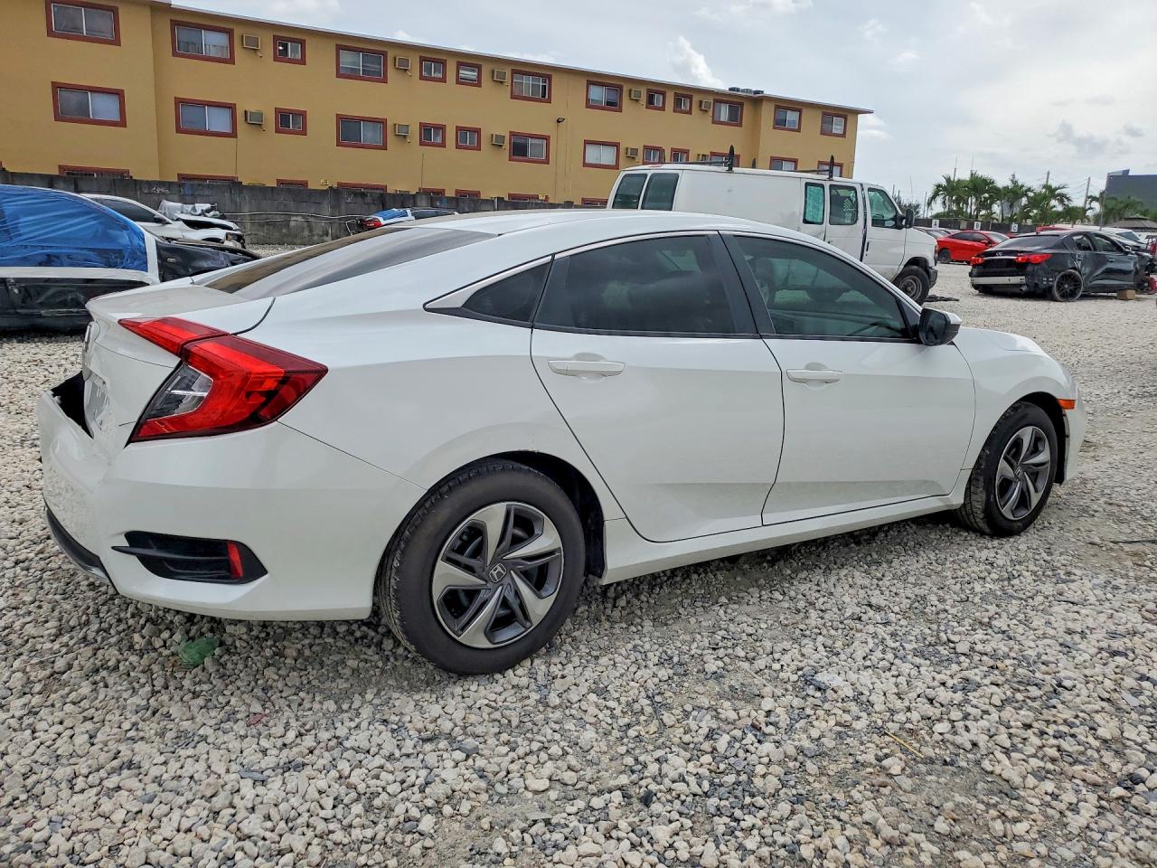 2021 Honda Civic Lx White vin: 2HGFC2F69MH536876