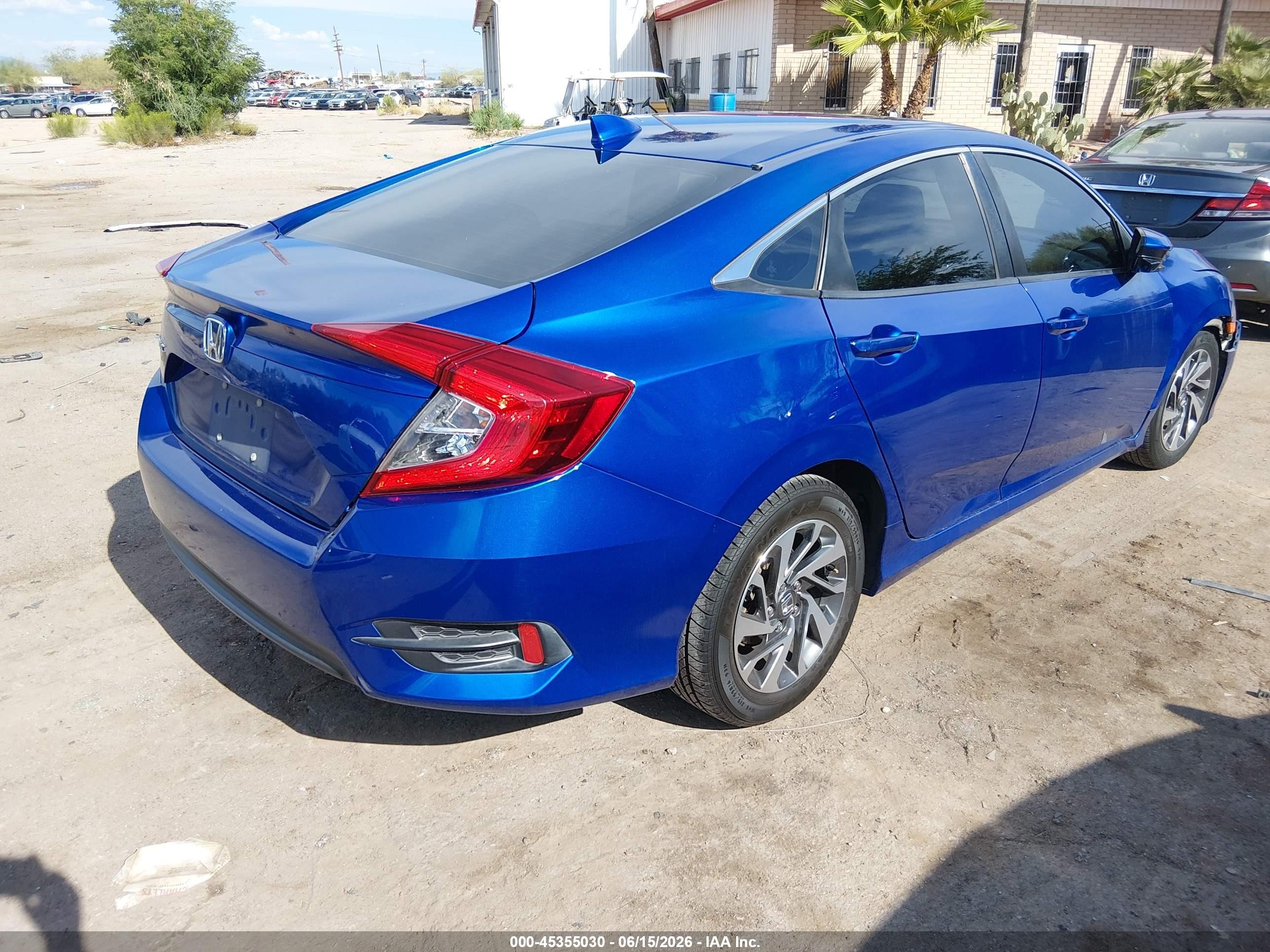 2018 Honda Civic Ex Blue vin: 2HGFC2F73JH552737
