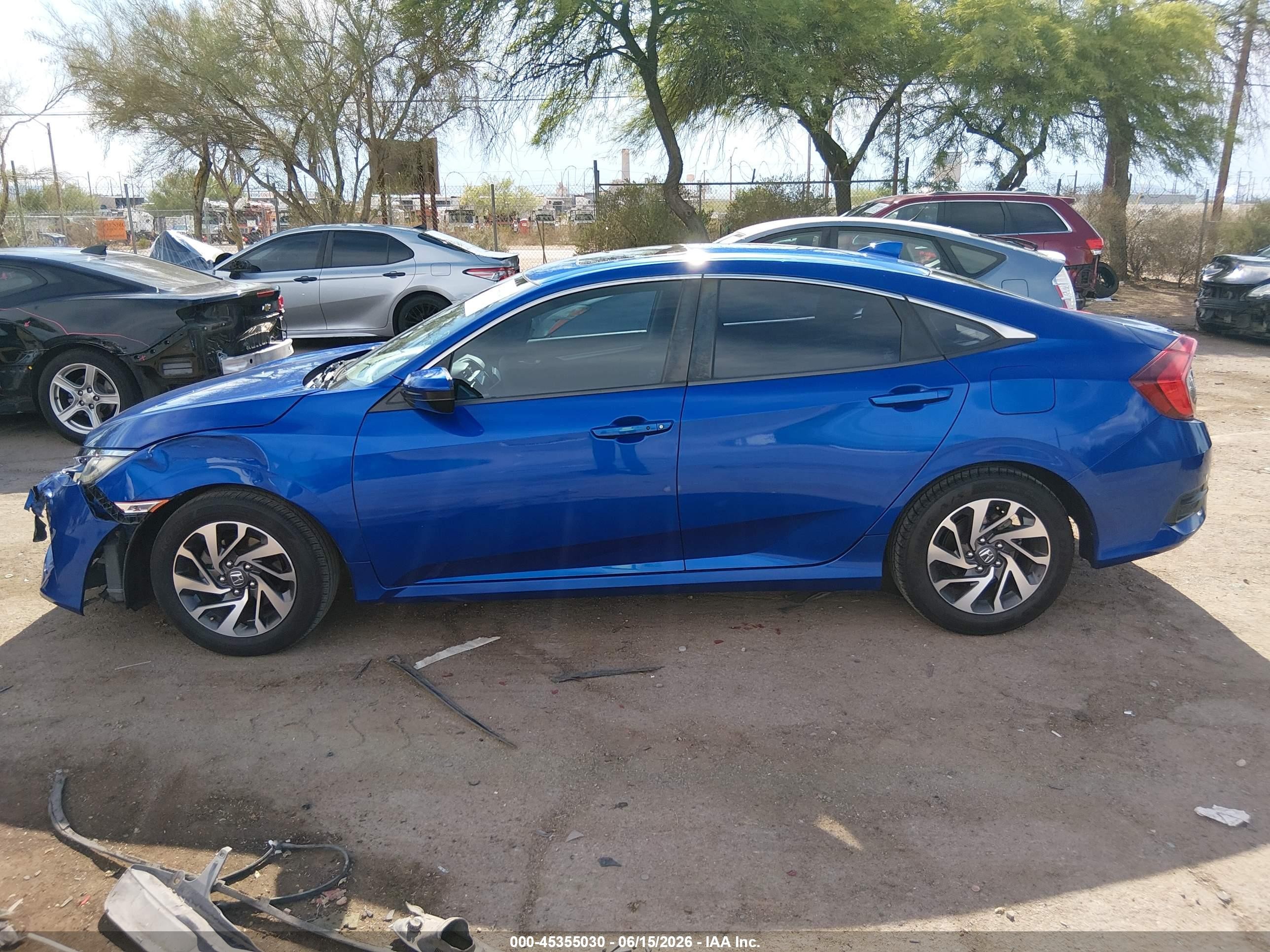 2018 Honda Civic Ex Blue vin: 2HGFC2F73JH552737
