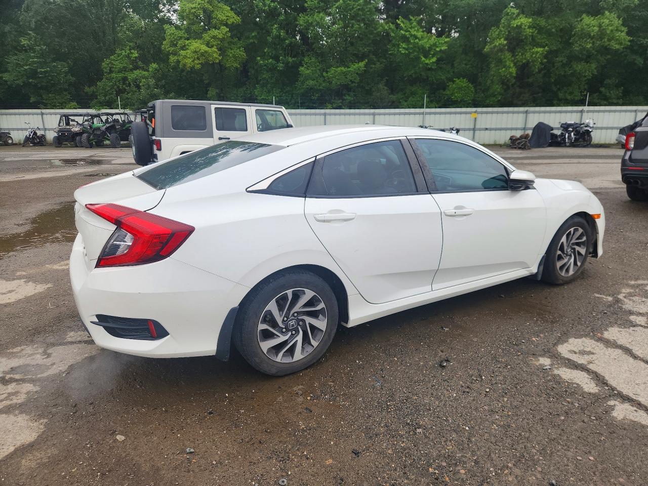 2016 Honda Civic Ex White vin: 2HGFC2F75GH517433
