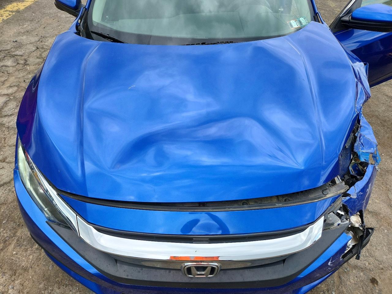 2018 Honda Civic Ex Blue vin: 2HGFC2F77JH565121