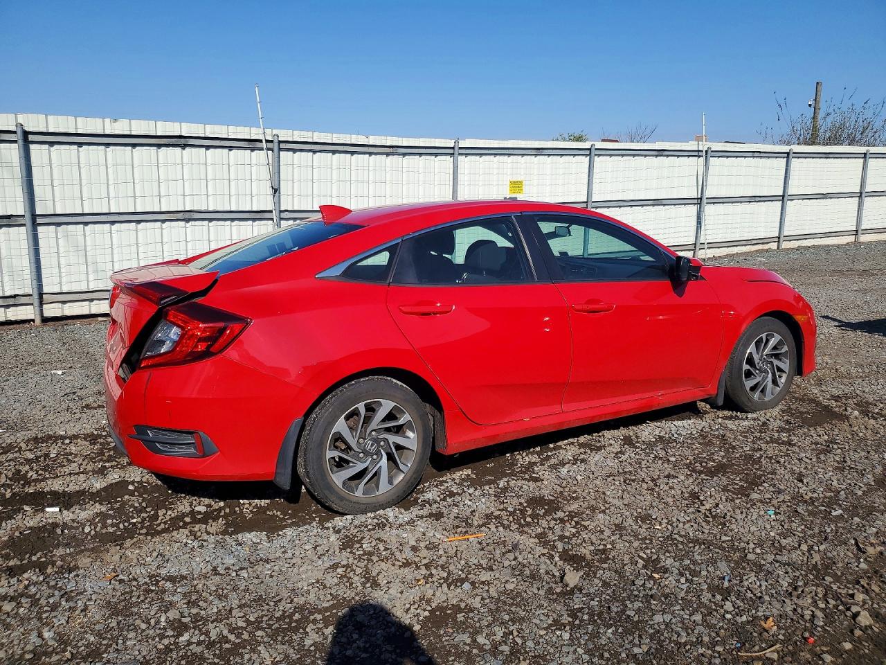 2017 Honda Civic Ex Red vin: 2HGFC2F78HH567910