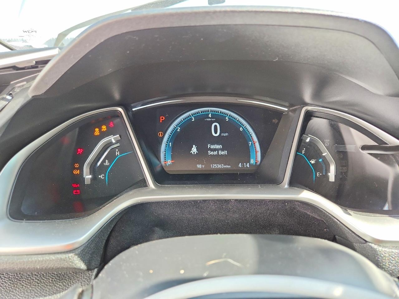 2018 Honda Civic Ex White vin: 2HGFC2F78JH571378
