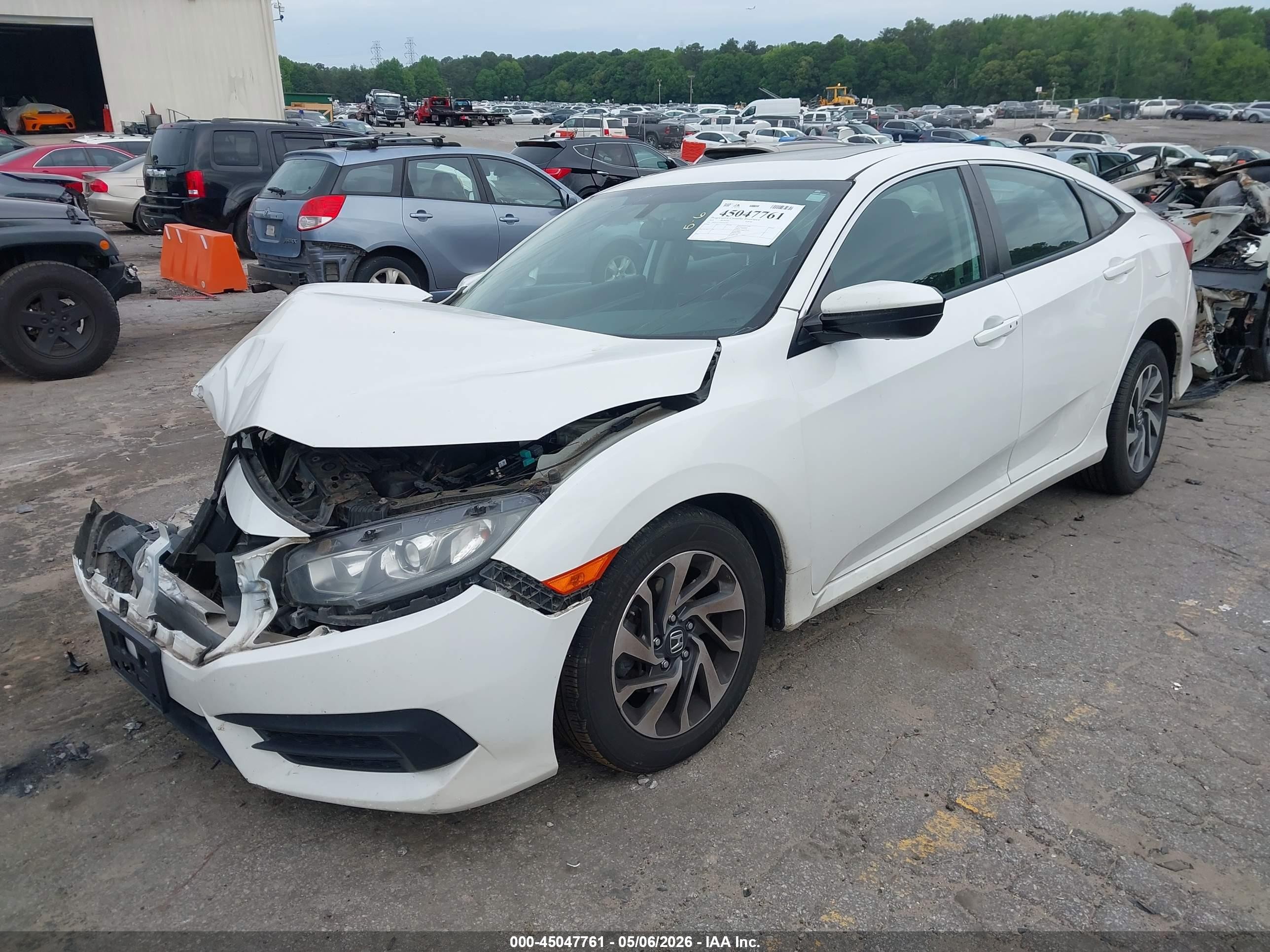 2018 Honda Civic Ex Белый vin: 2HGFC2F7XJH547325