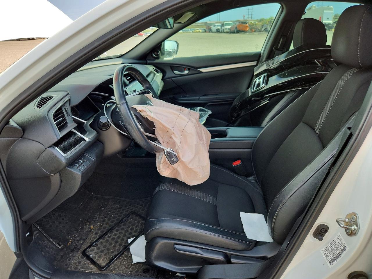 2019 Honda Civic Sport White vin: 2HGFC2F82KH503703