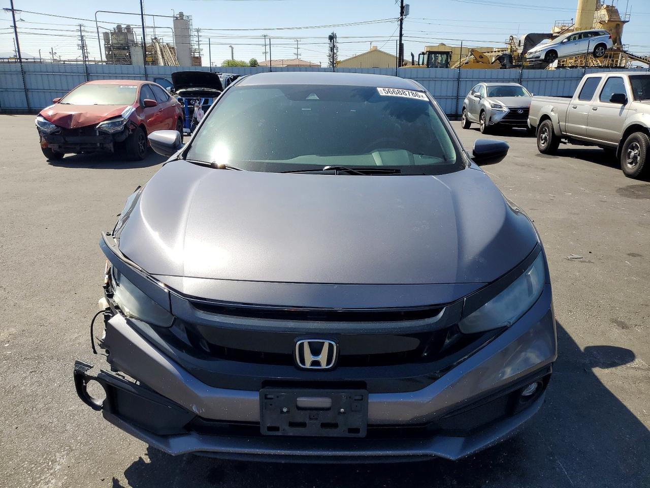 2019 Honda Civic Sport Gray vin: 2HGFC2F82KH563819