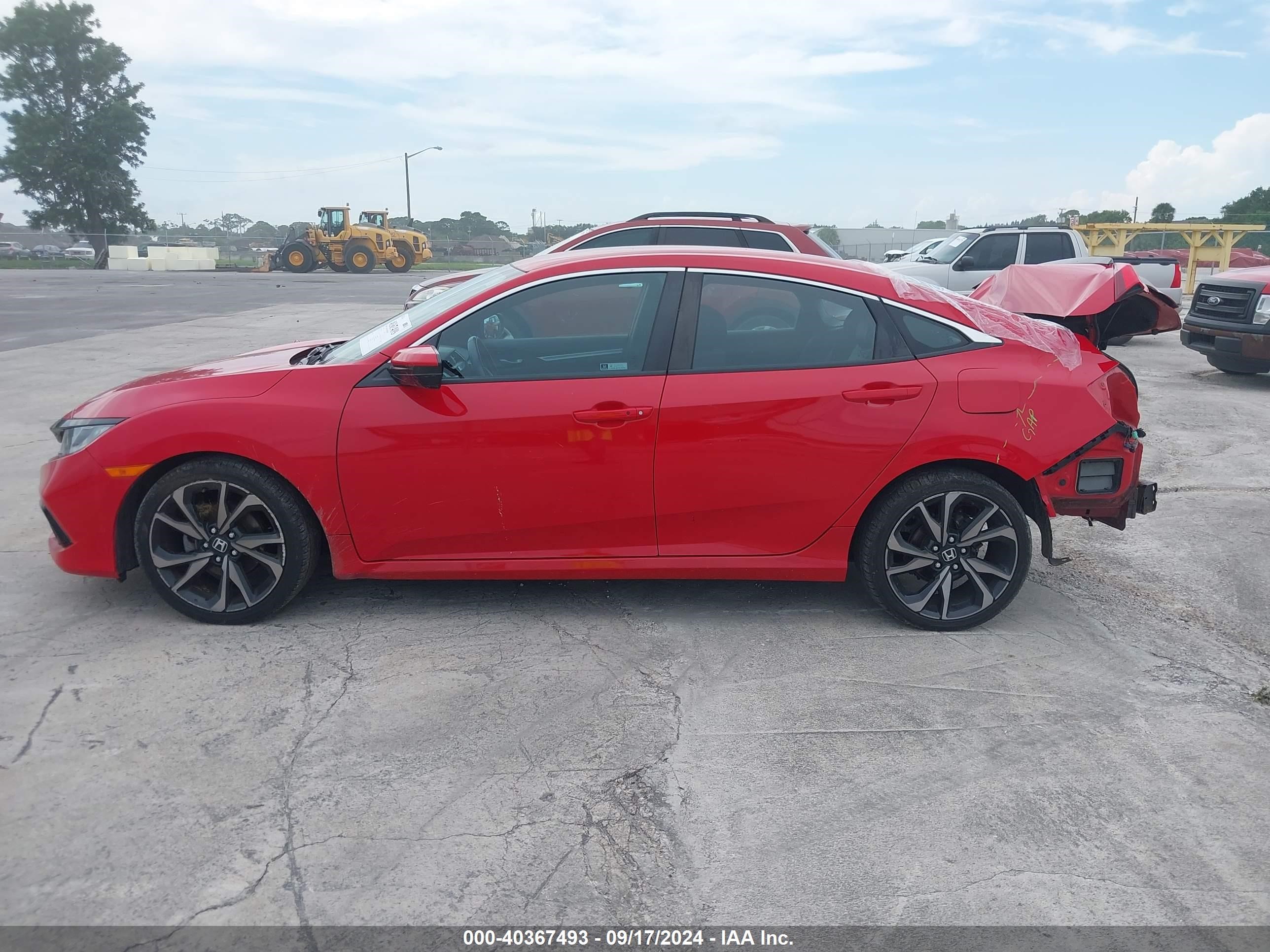 2020 Honda Civic Sport Red vin: 2HGFC2F82LH518204