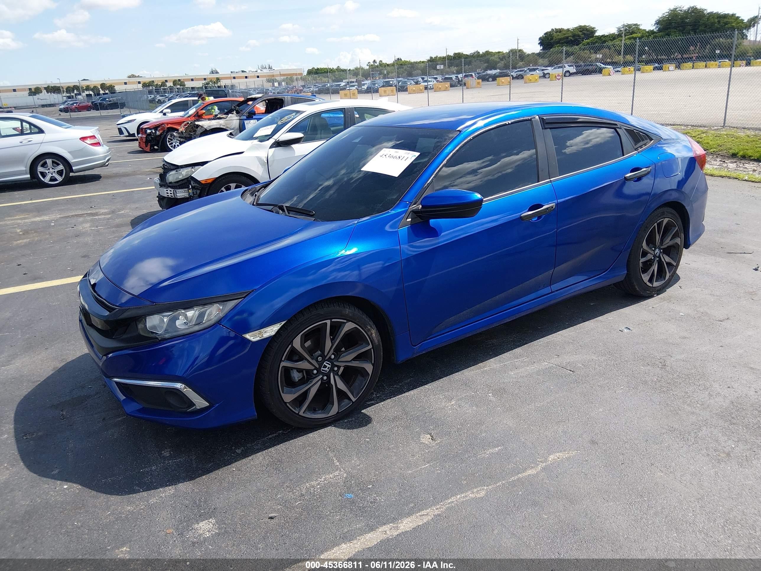 2020 Honda Civic Sport Синий vin: 2HGFC2F83LH584521