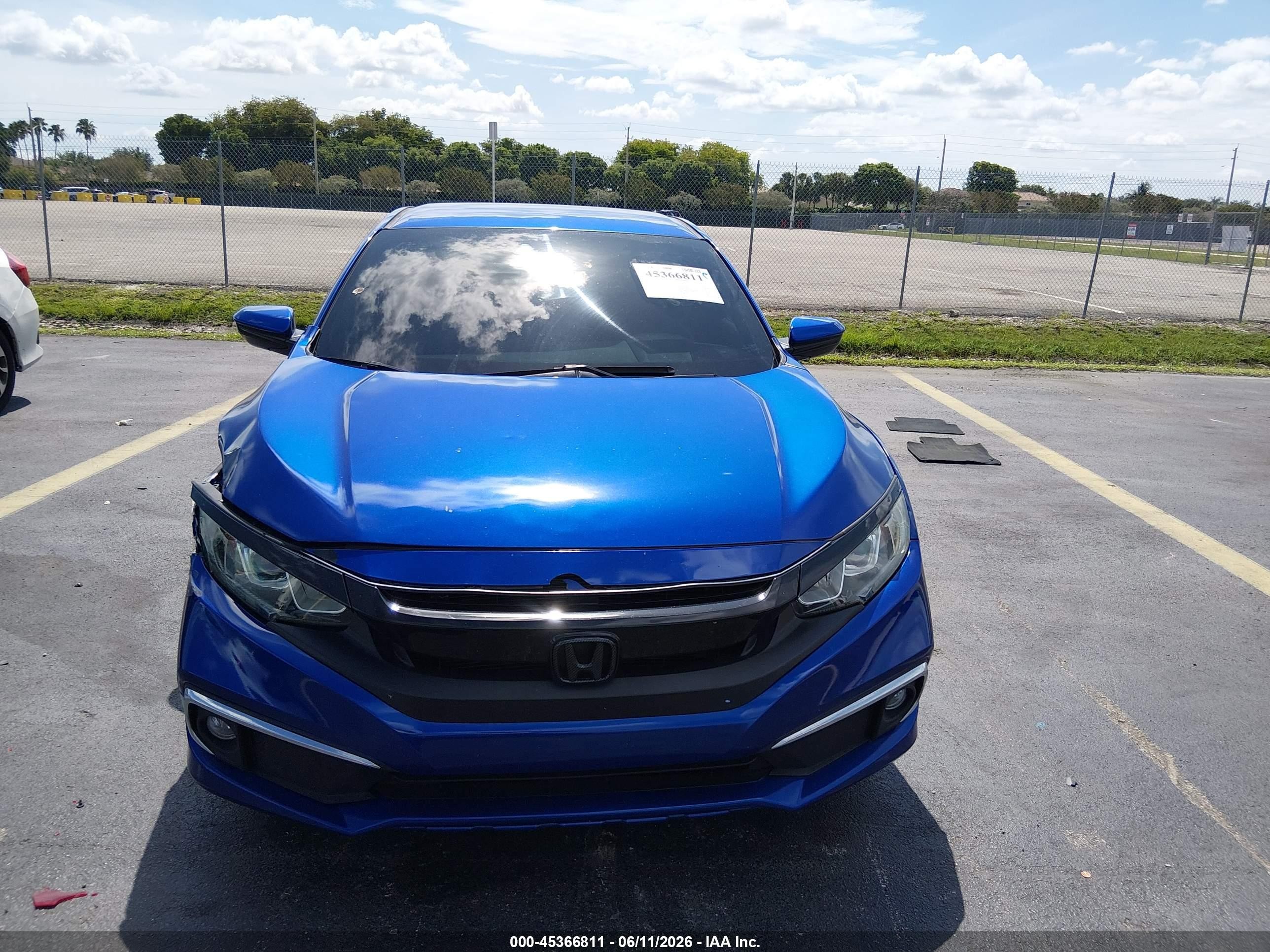 2020 Honda Civic Sport Синий vin: 2HGFC2F83LH584521