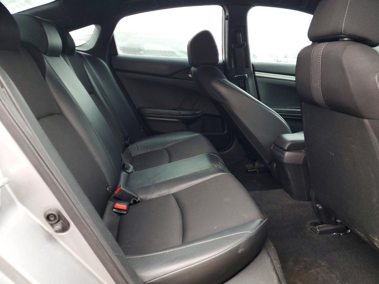 2021 Honda Civic Sport Серебряный vin: 2HGFC2F83MH515412