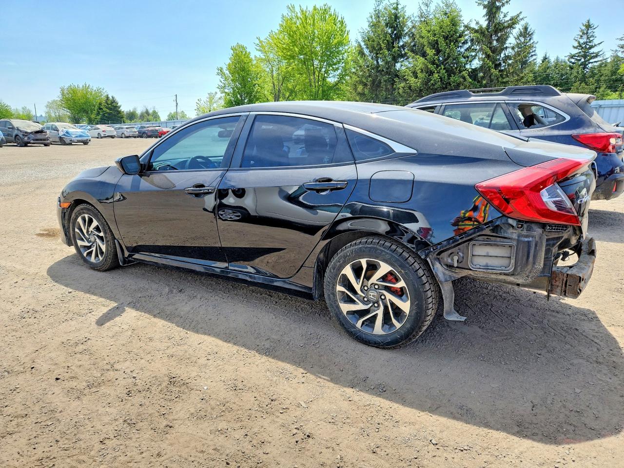 2018 Honda Civic Ex Черный vin: 2HGFC2F85JH017501
