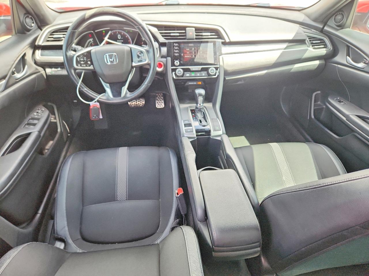 2019 Honda Civic Sport Red vin: 2HGFC2F85KH578279