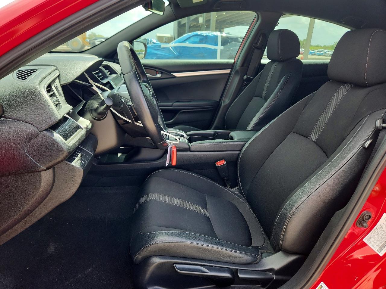 2019 Honda Civic Sport Red vin: 2HGFC2F85KH578279