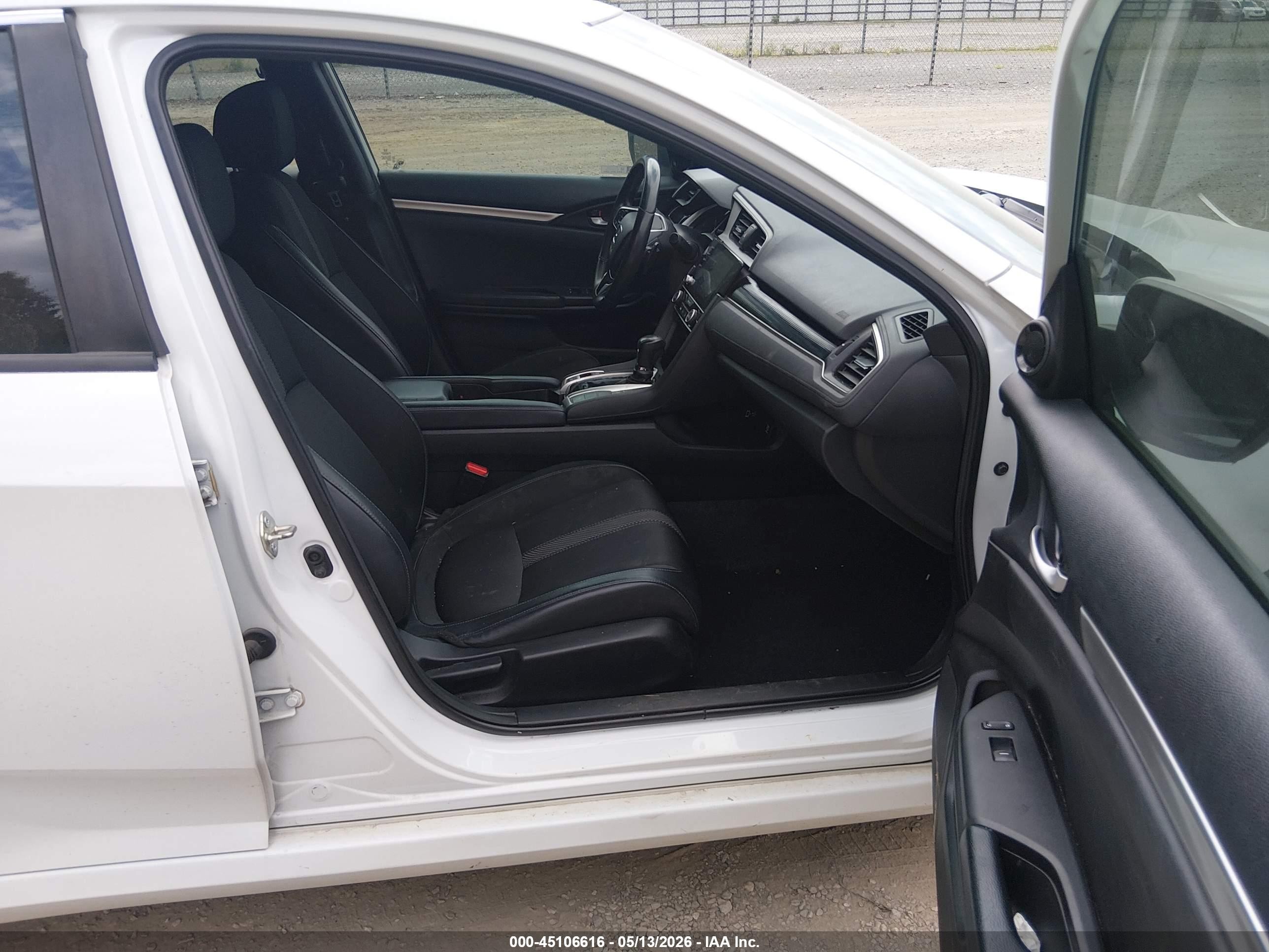 2021 Honda Civic Sport Белый vin: 2HGFC2F85MH500295