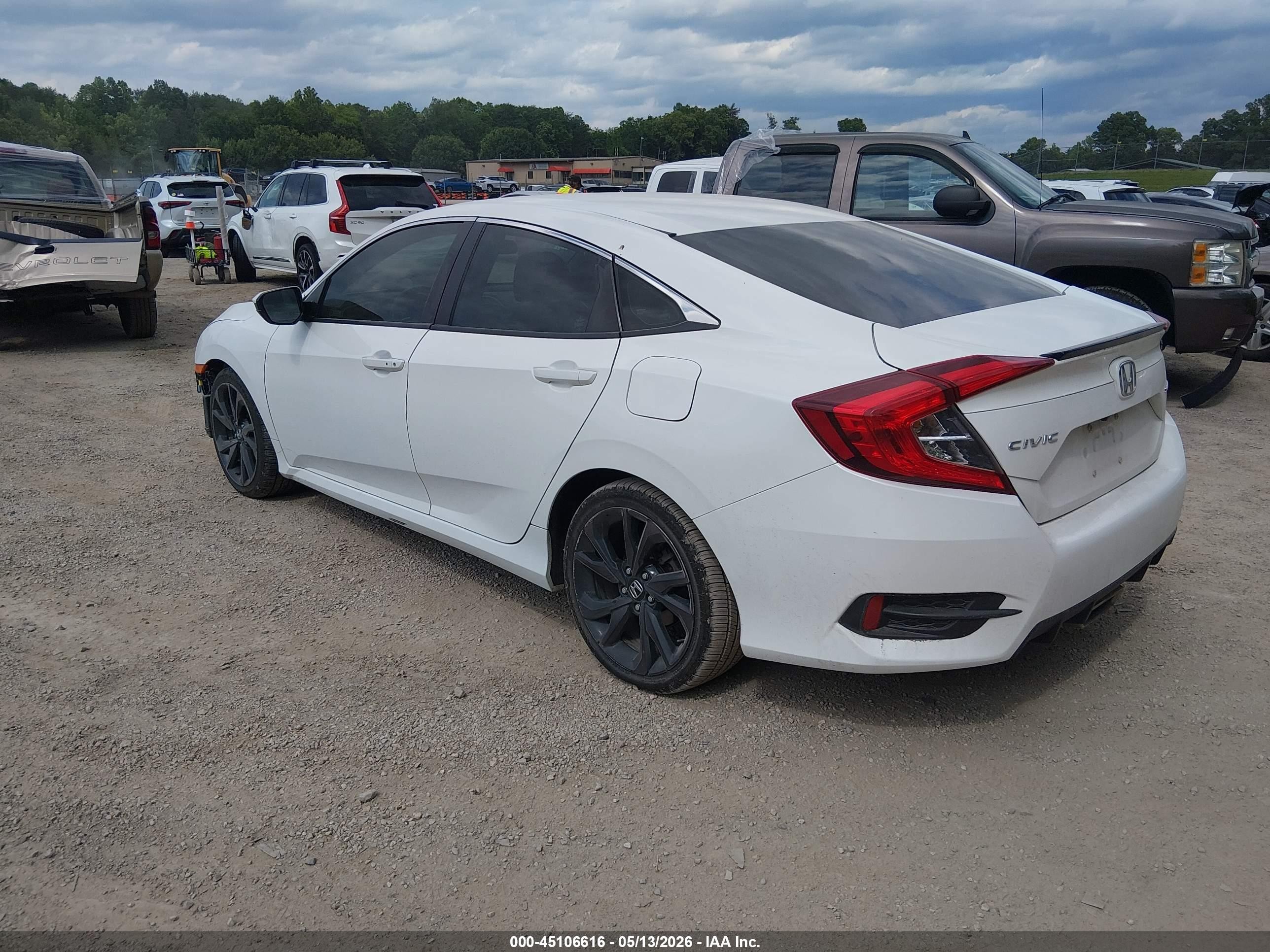 2021 Honda Civic Sport Белый vin: 2HGFC2F85MH500295