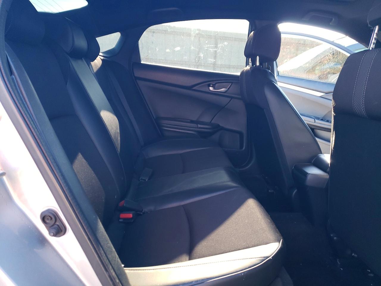 2020 Honda Civic Sport Silver vin: 2HGFC2F88LH521219