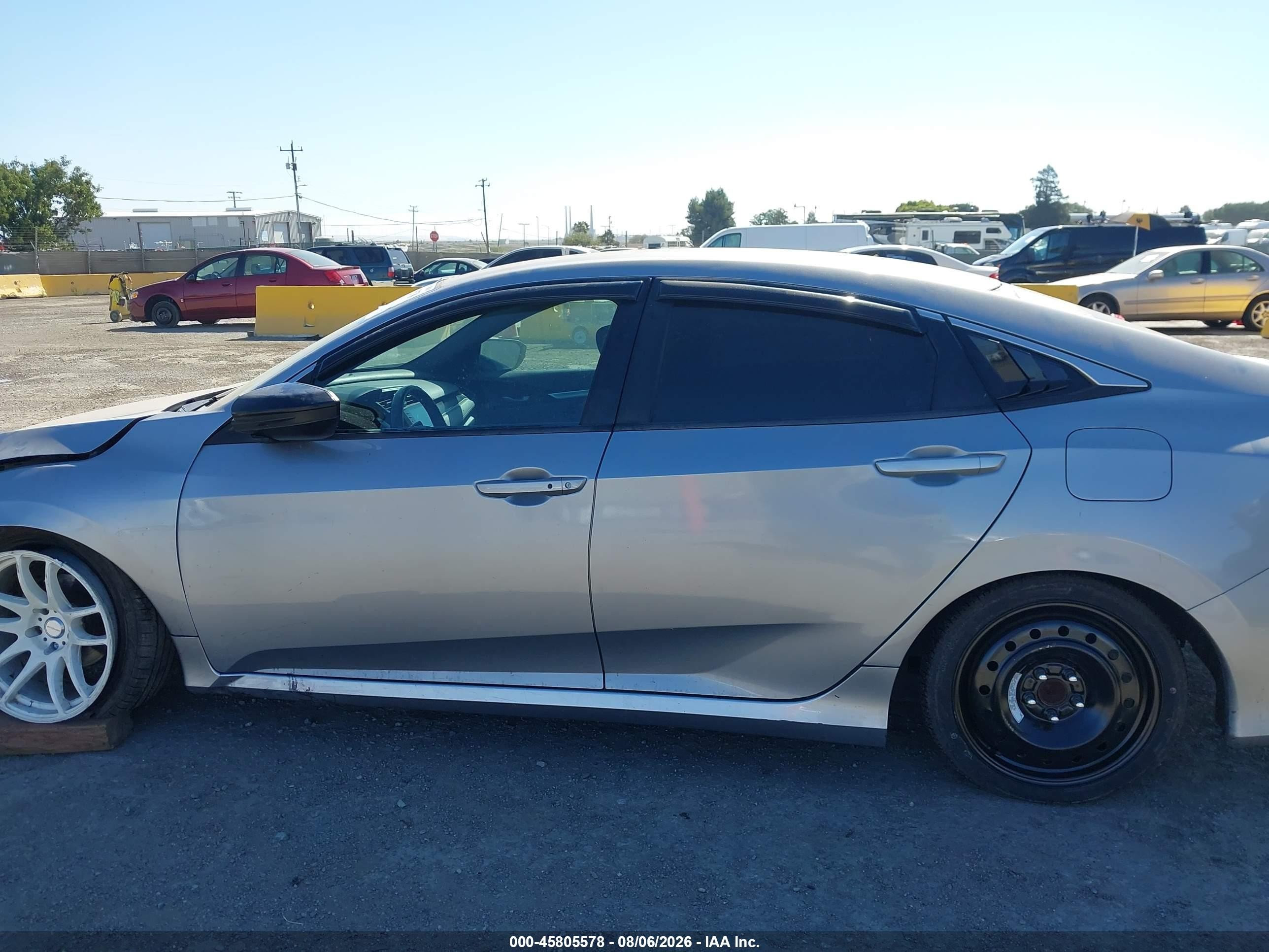 2019 Honda Civic Sport Gray vin: 2HGFC2F8XKH529868