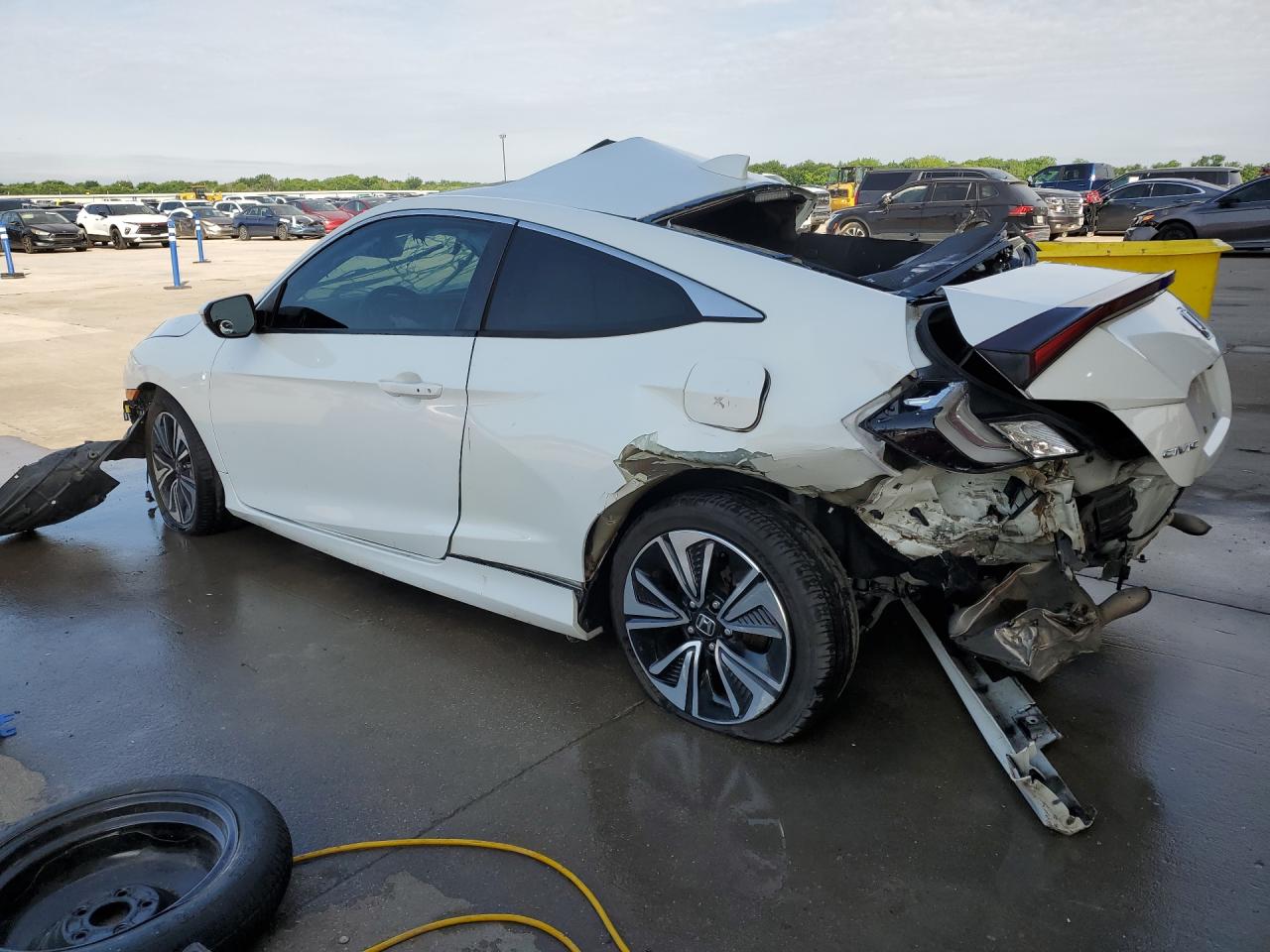 2017 Honda Civic Ex White vin: 2HGFC3B3XHH360458 Damage: Left Qtr Panel, Severe Damage, Replacement Required