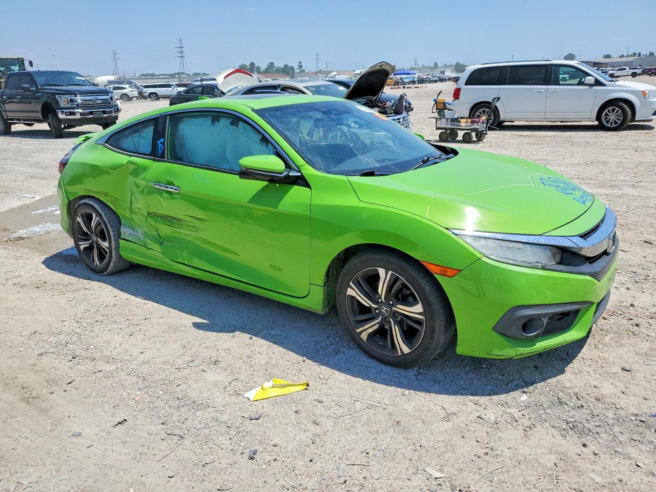 2017 Honda Civic Touring Green vin: 2HGFC3B96HH353124