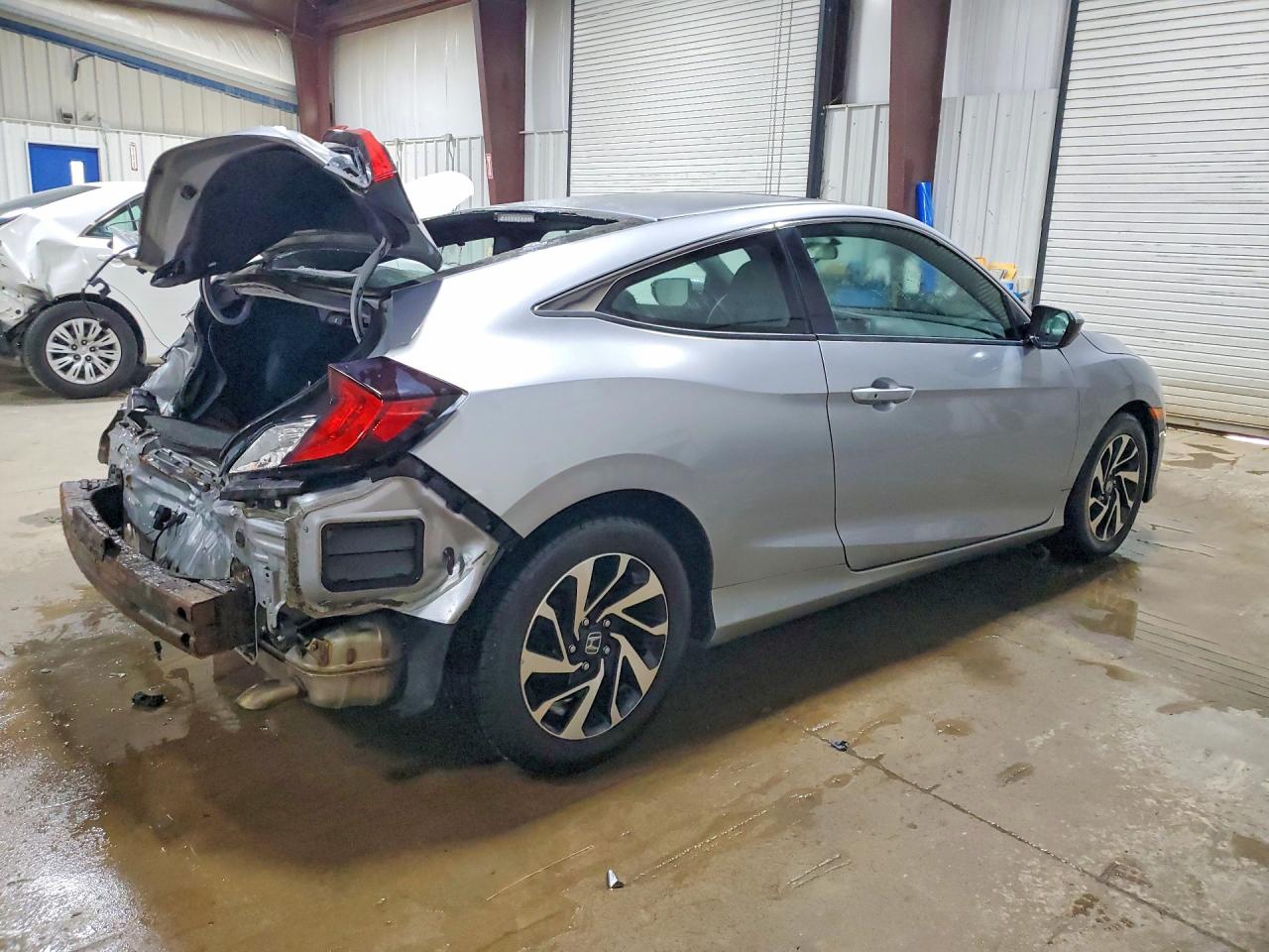 2018 Honda Civic Lx Silver vin: 2HGFC4B06JH303305