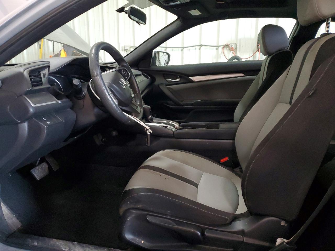 2018 Honda Civic Lx Silver vin: 2HGFC4B06JH303305