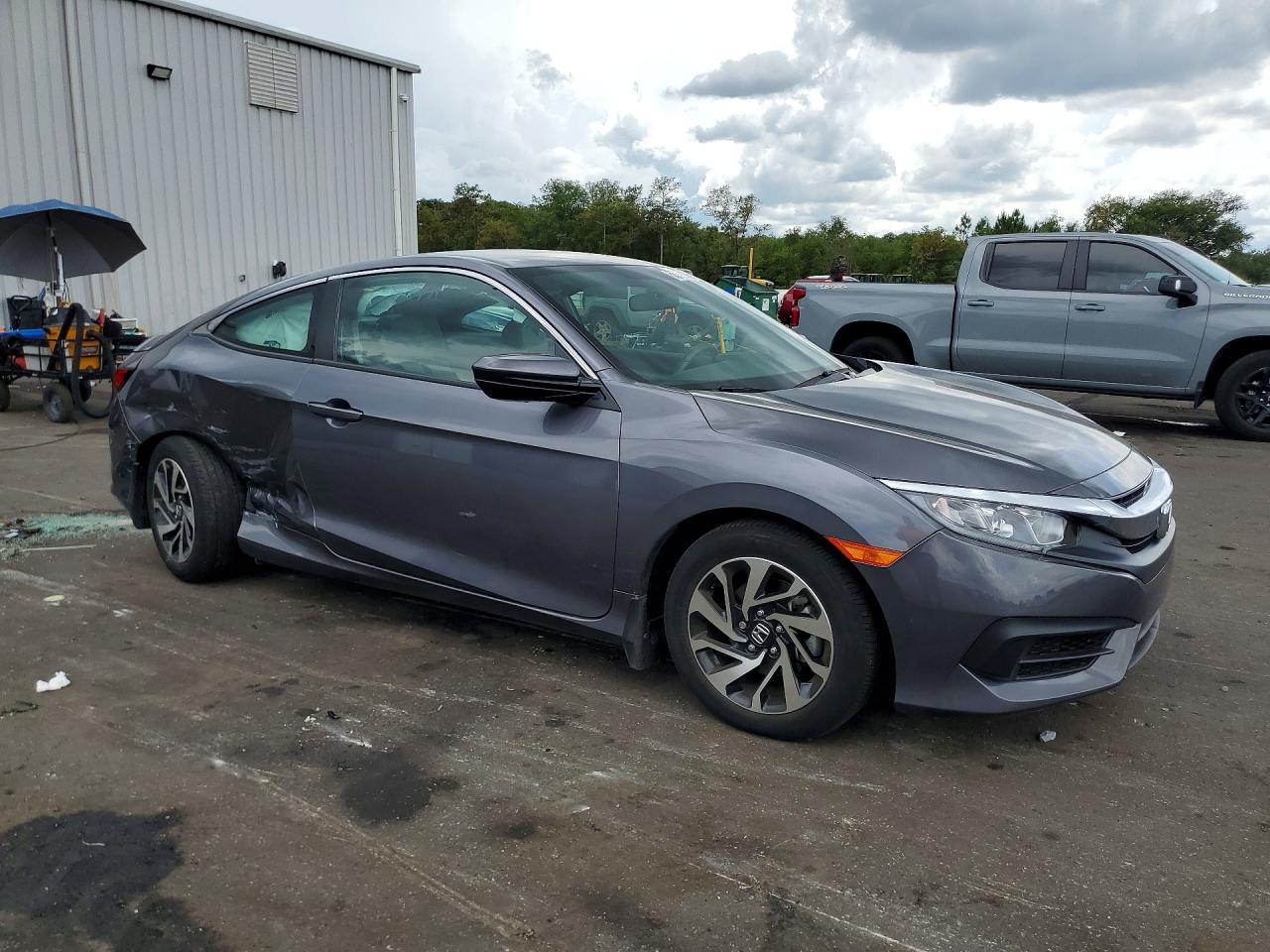 2018 Honda Civic Lx Gray vin: 2HGFC4B50JH309418