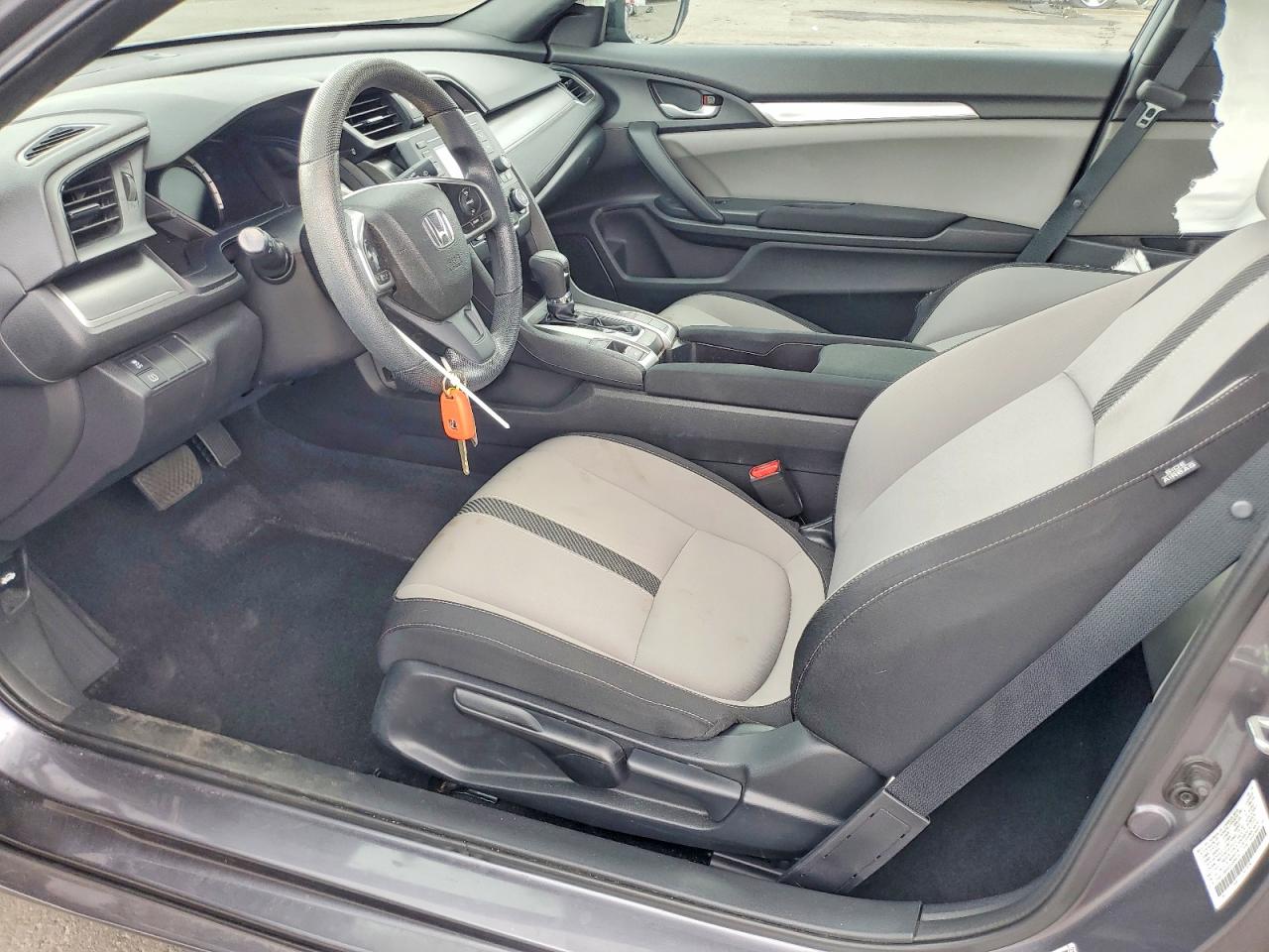 2018 Honda Civic Lx Gray vin: 2HGFC4B50JH309418