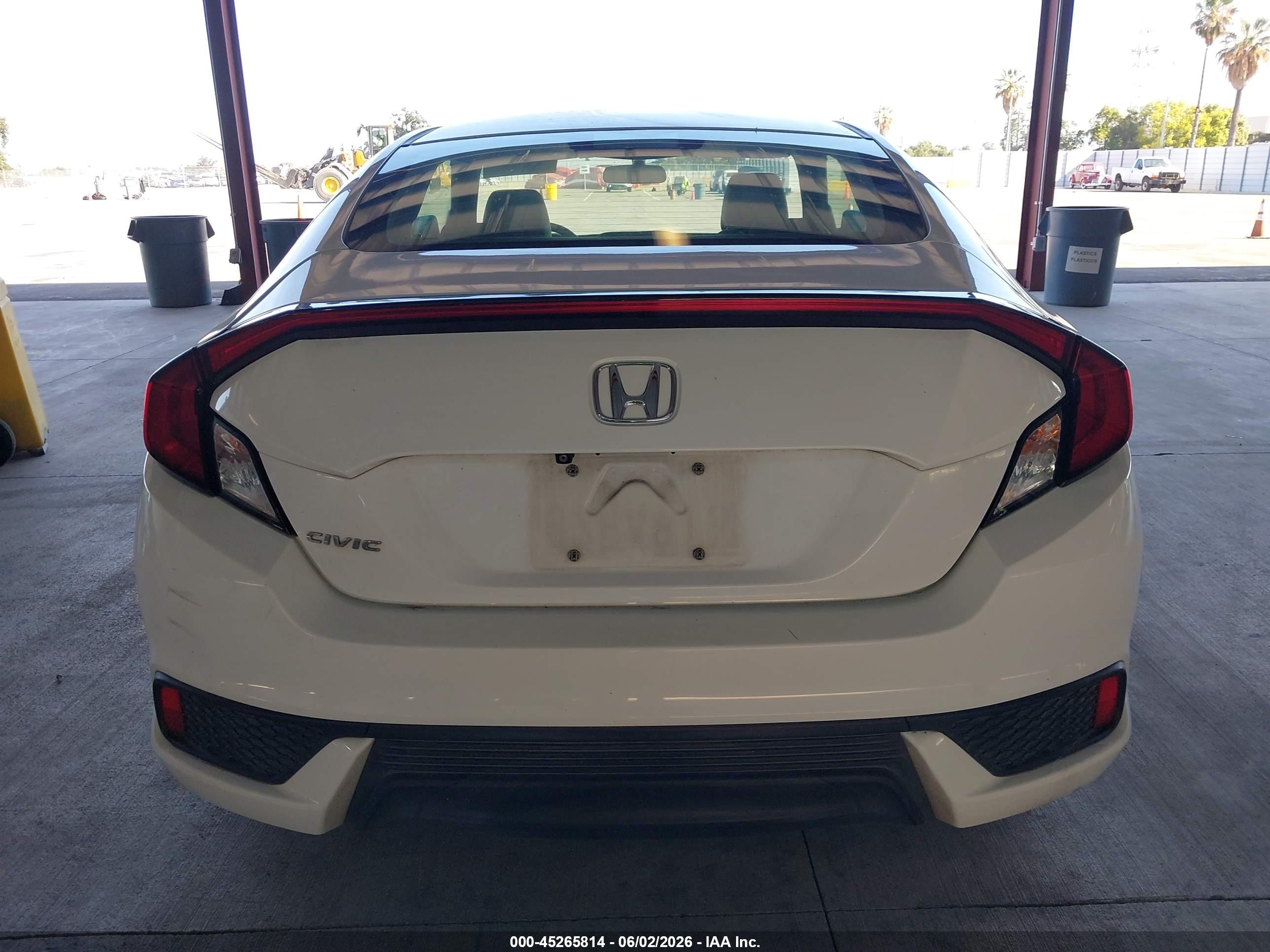 2016 Honda Civic Lx Белый vin: 2HGFC4B56GH314325