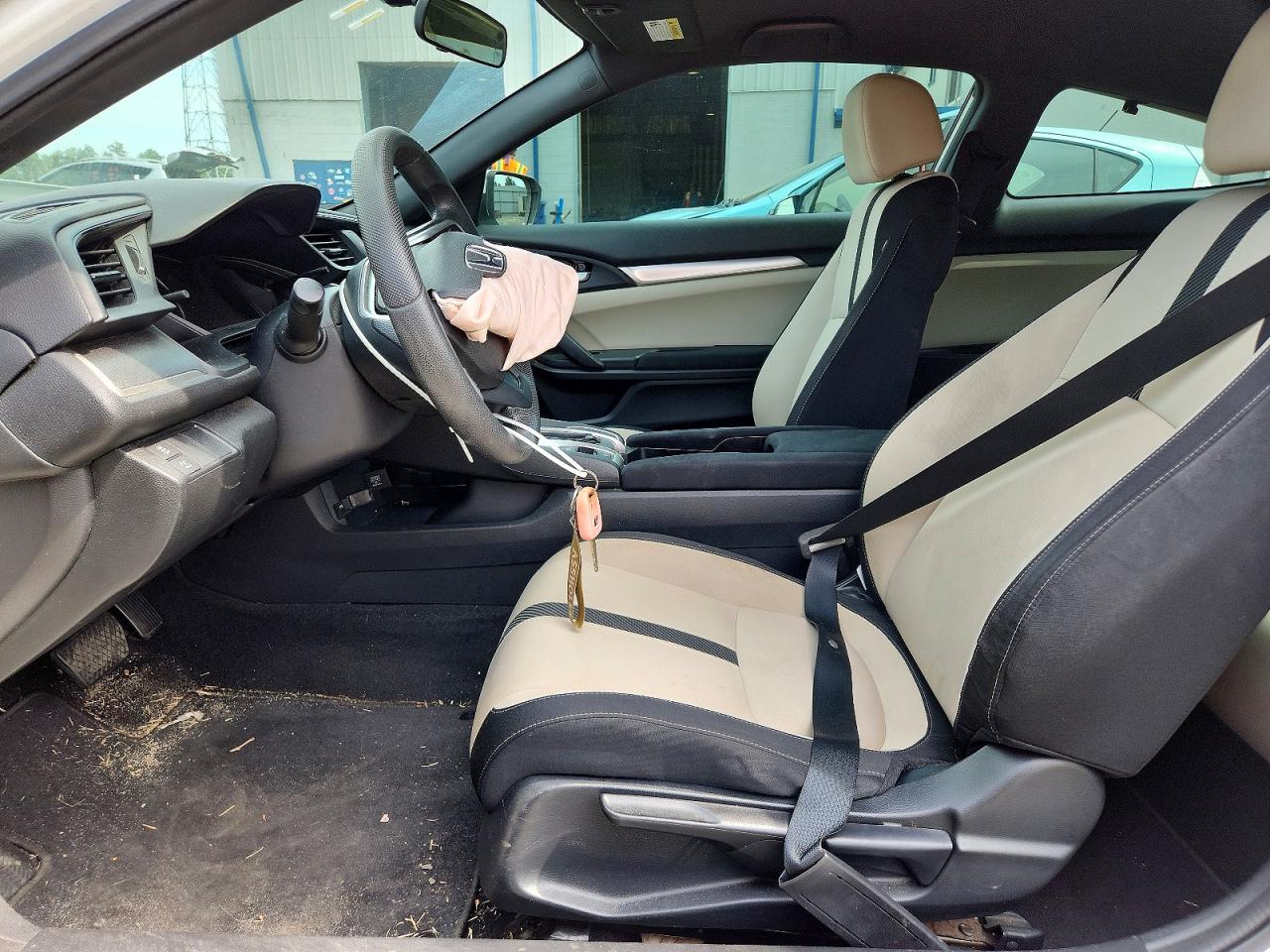 2017 Honda Civic Lx Белый vin: 2HGFC4B57HH310169