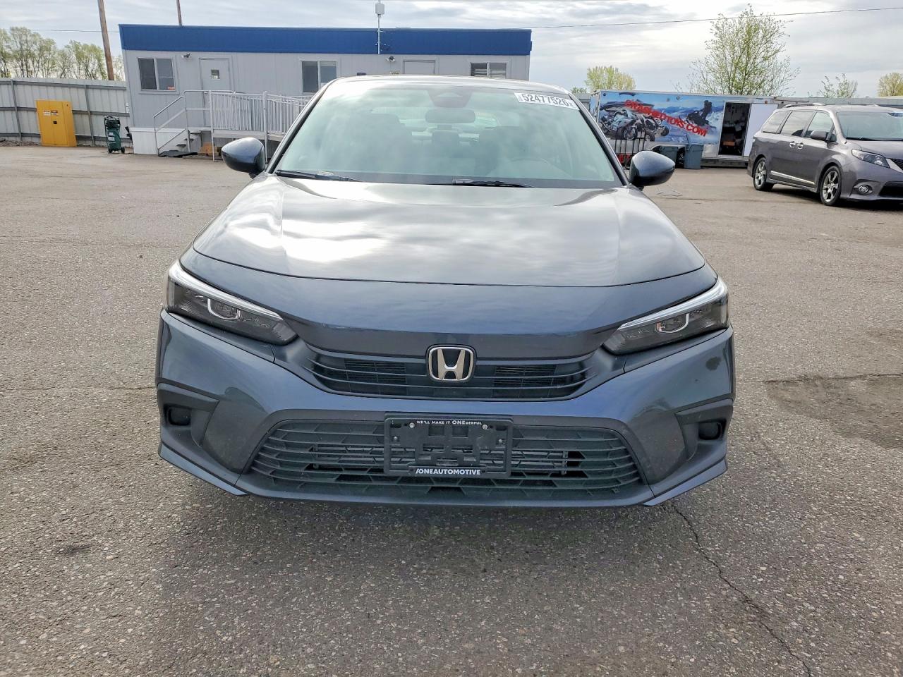 2024 Honda Civic Silver vin: 2HGFE1F76RH335733