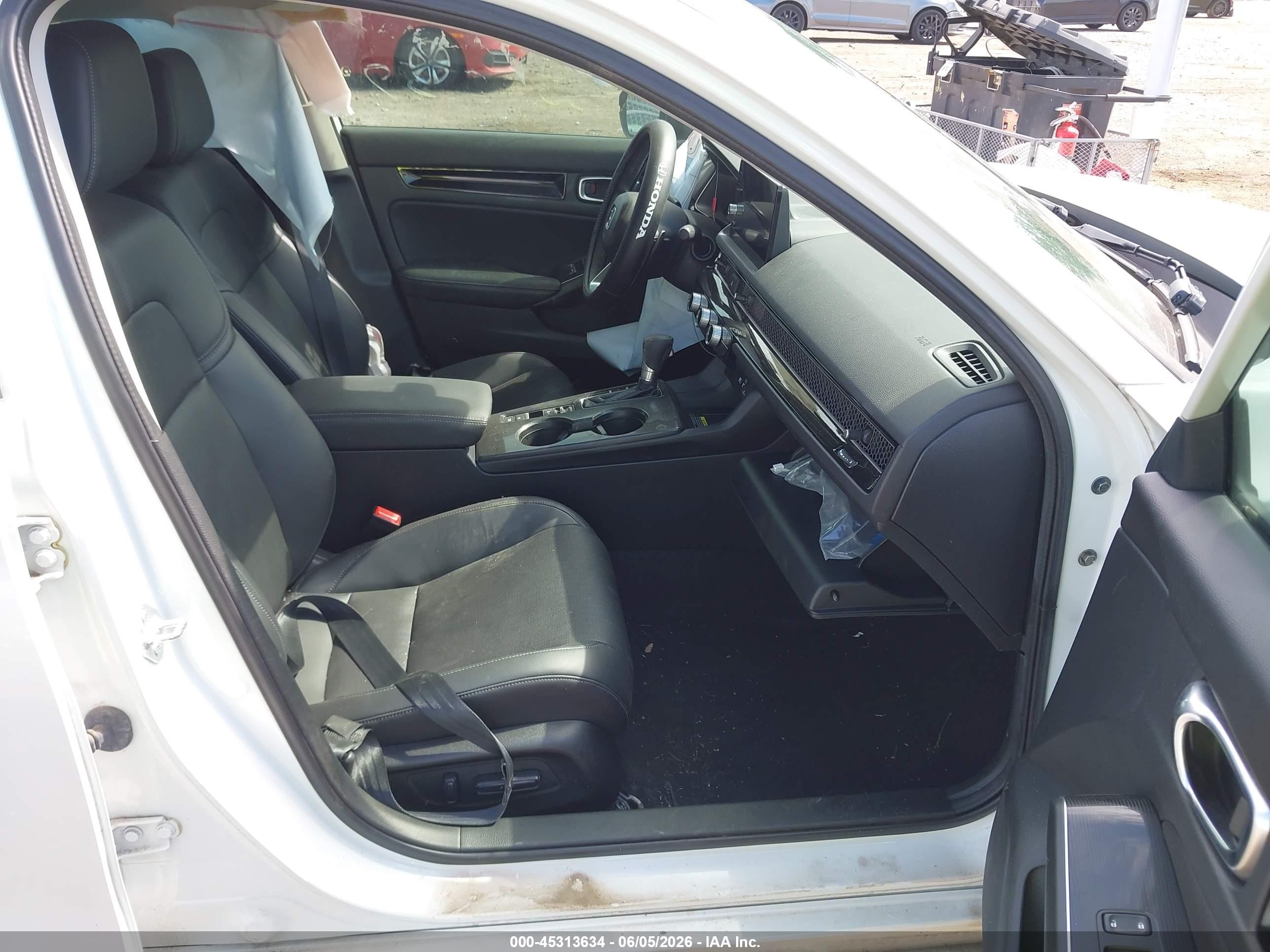 2022 Honda Civic Touring White vin: 2HGFE1F94NH303293